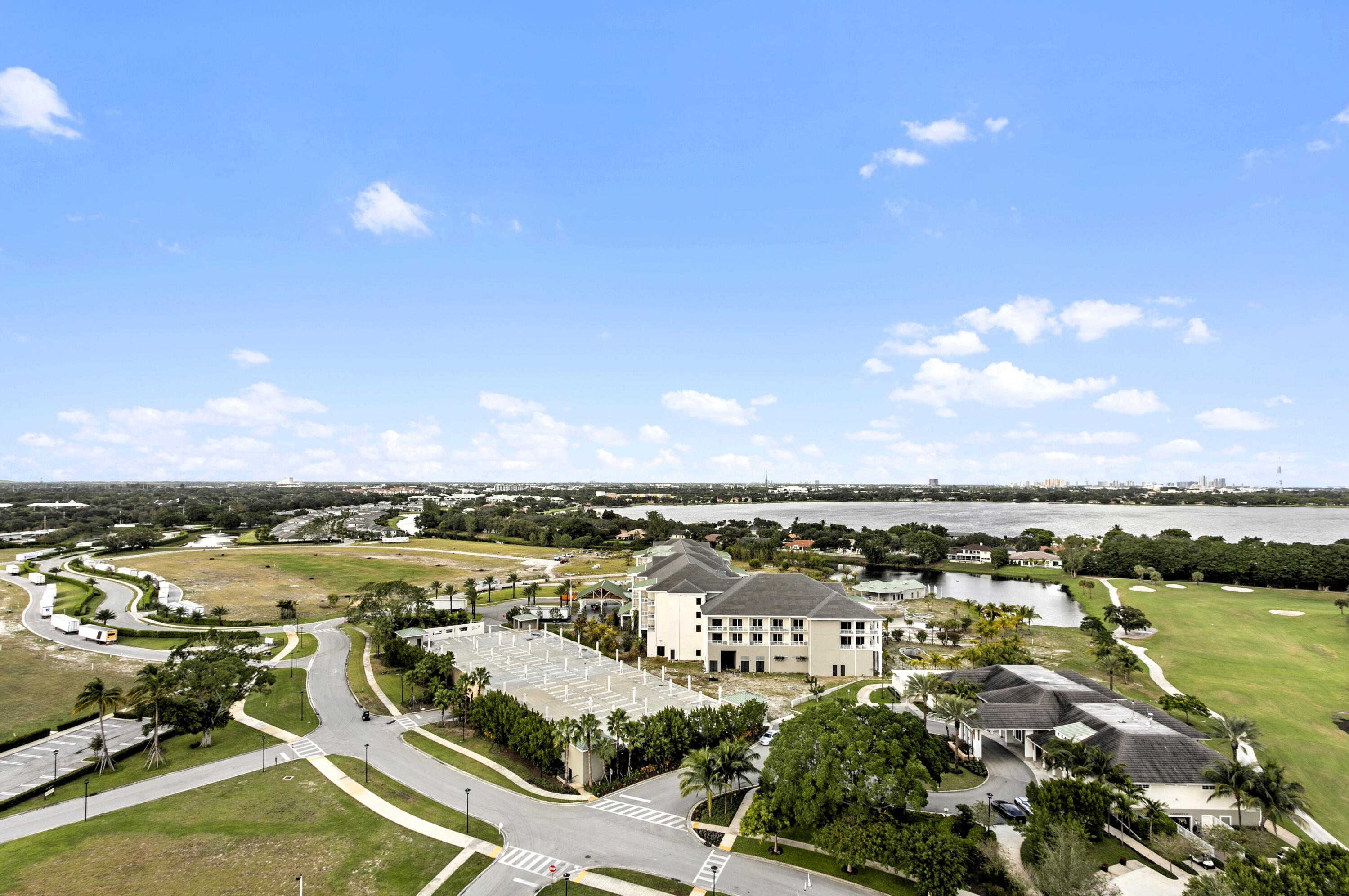 LANDS OF THE PRESIDENT CONDO 3 - Residential Lease