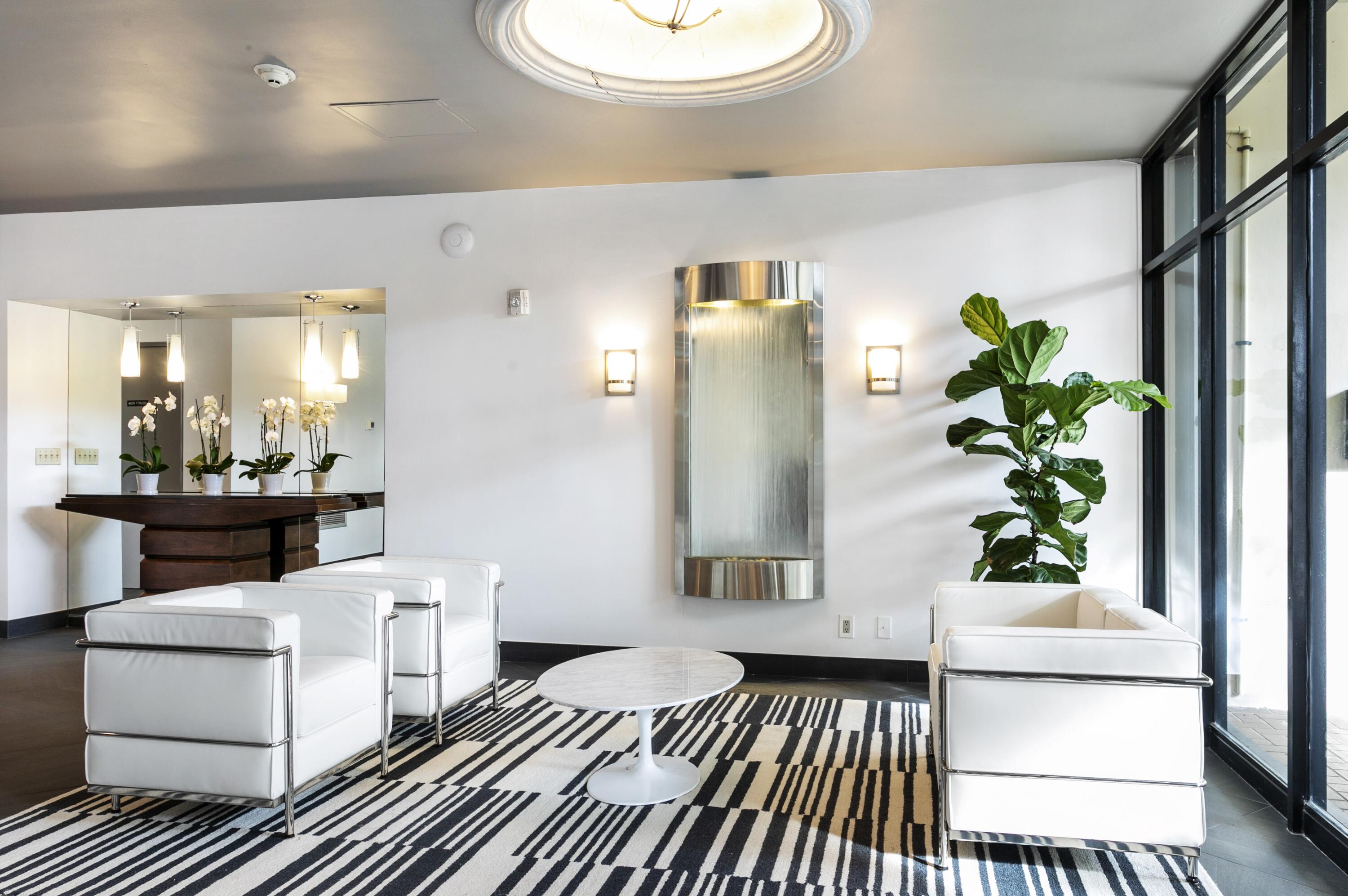 LANDS OF THE PRESIDENT CONDO 3 - Residential Lease