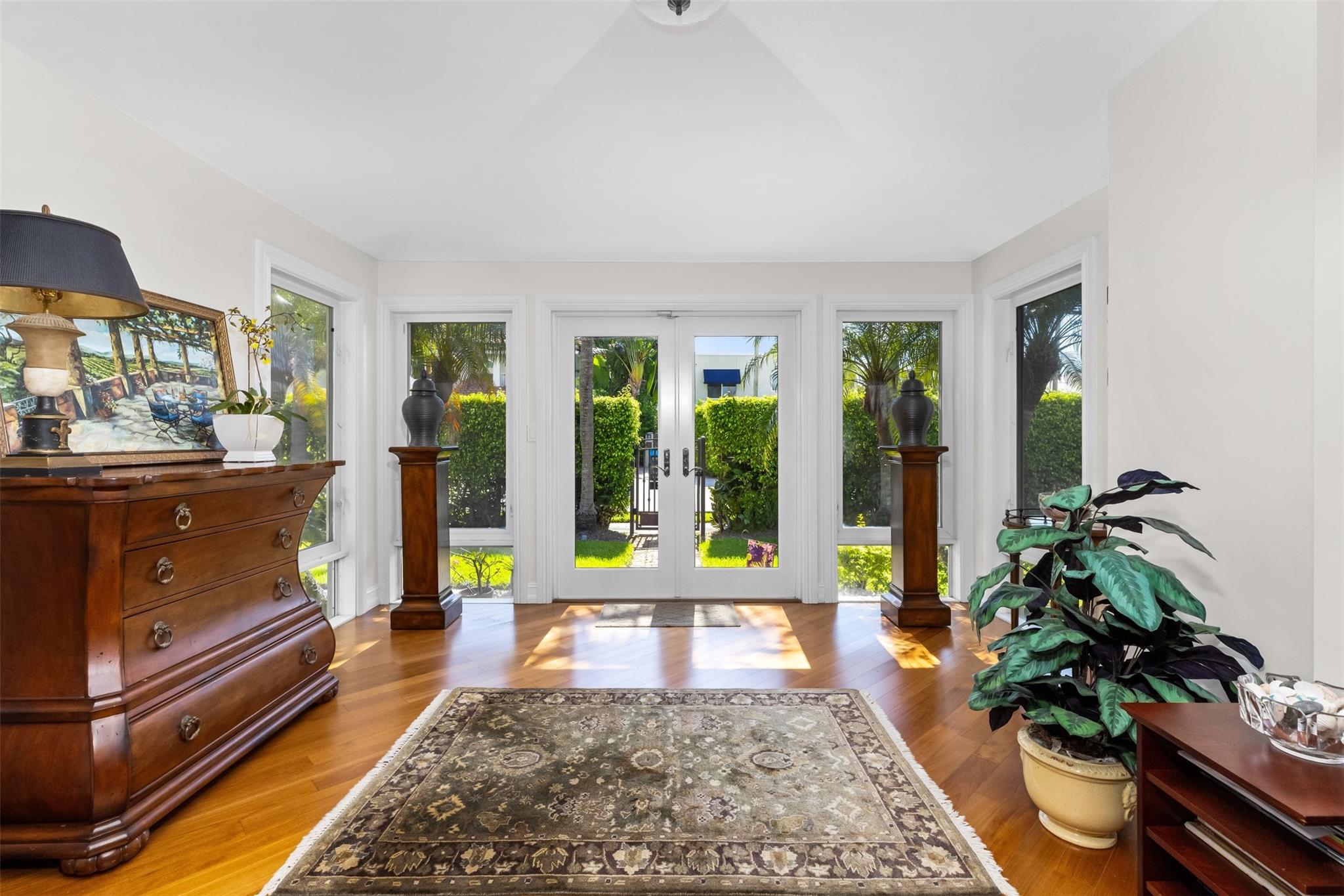 359 Poinciana Dr
