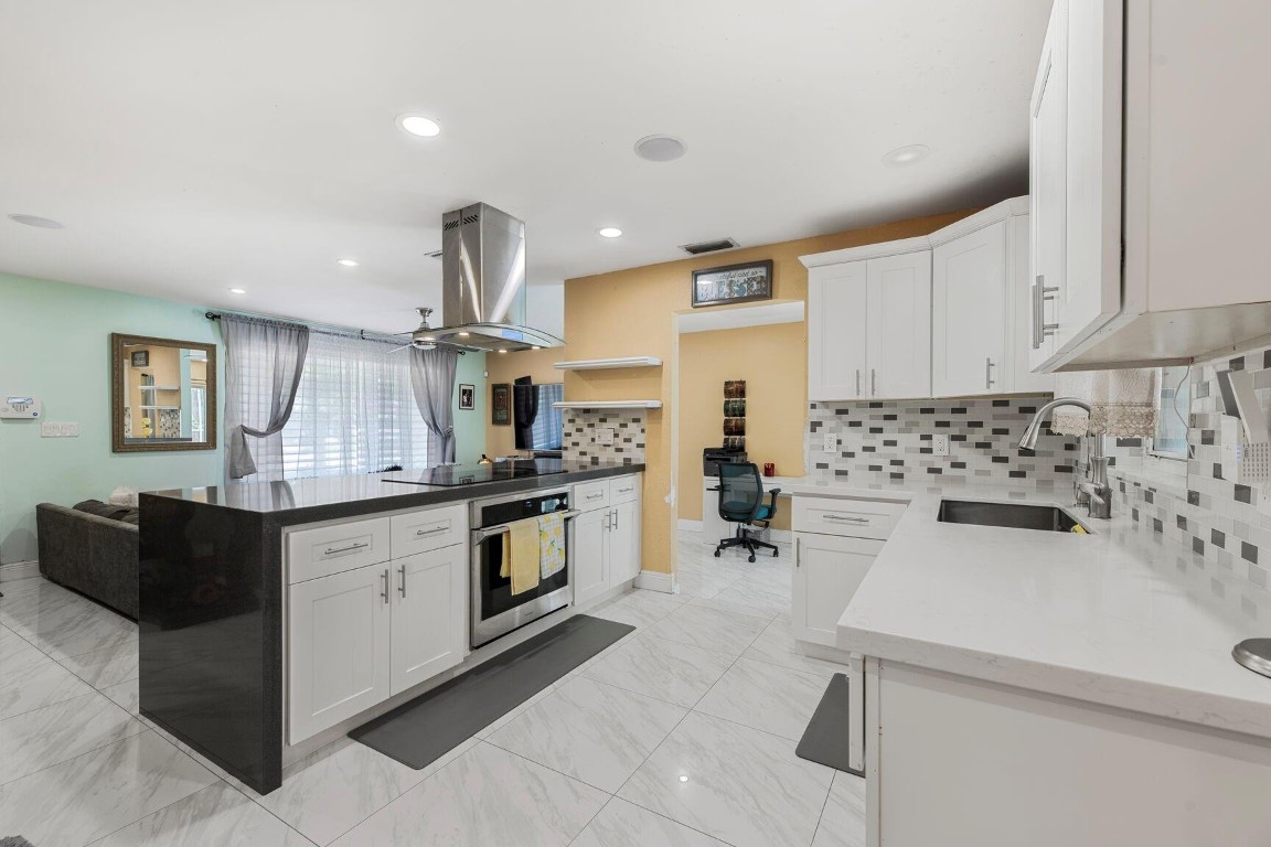 Oriole-Margate Sec 4 78-2 - Residential