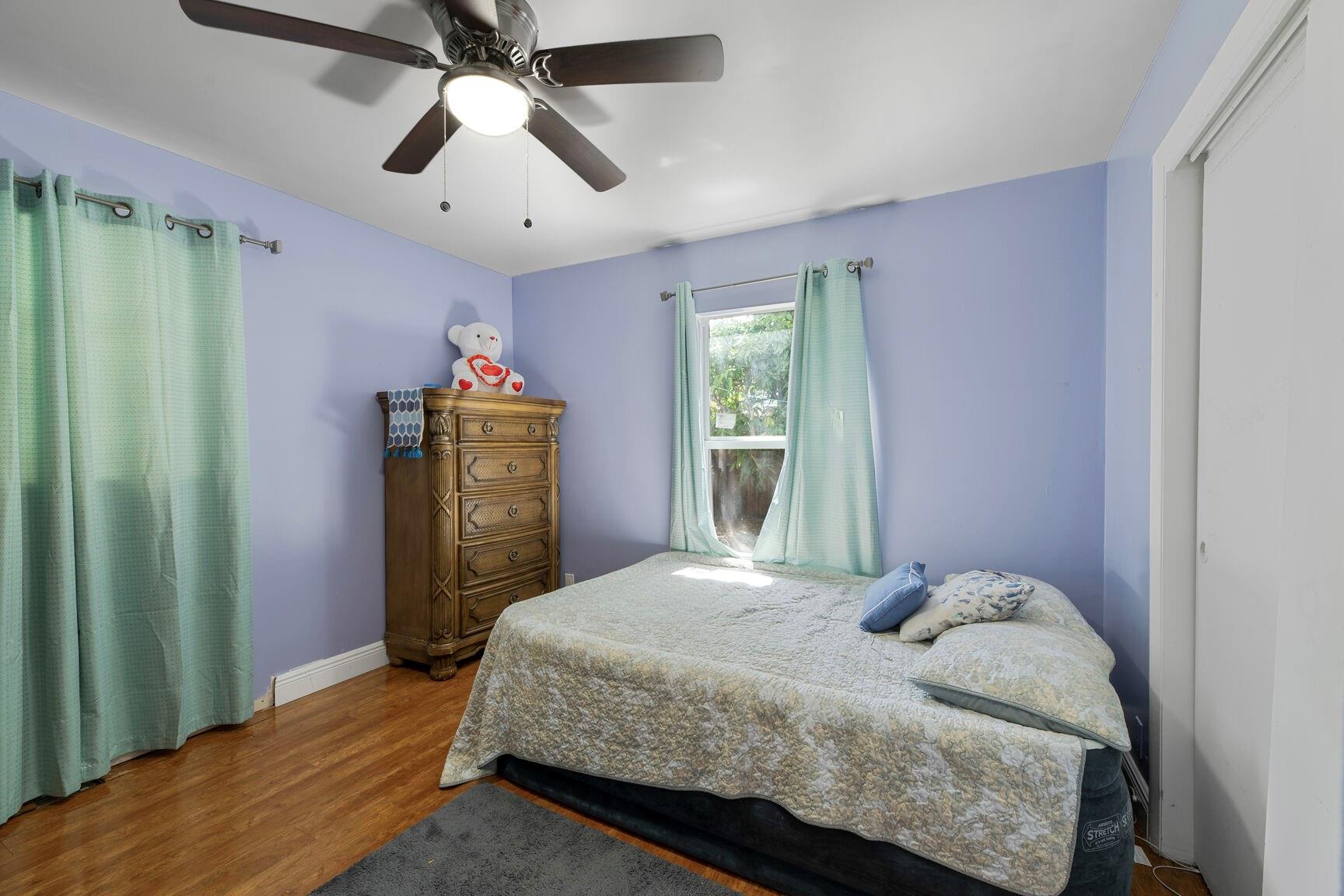 Oriole-Margate Sec 4 78-2 - Residential