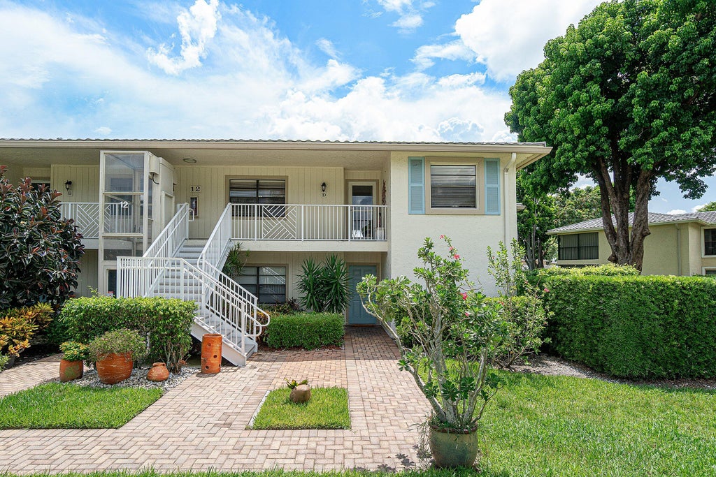 Photo of 12 WESTGATE Lane #12D, Boynton Beach, FL 33436 (MLS # B26083166)
