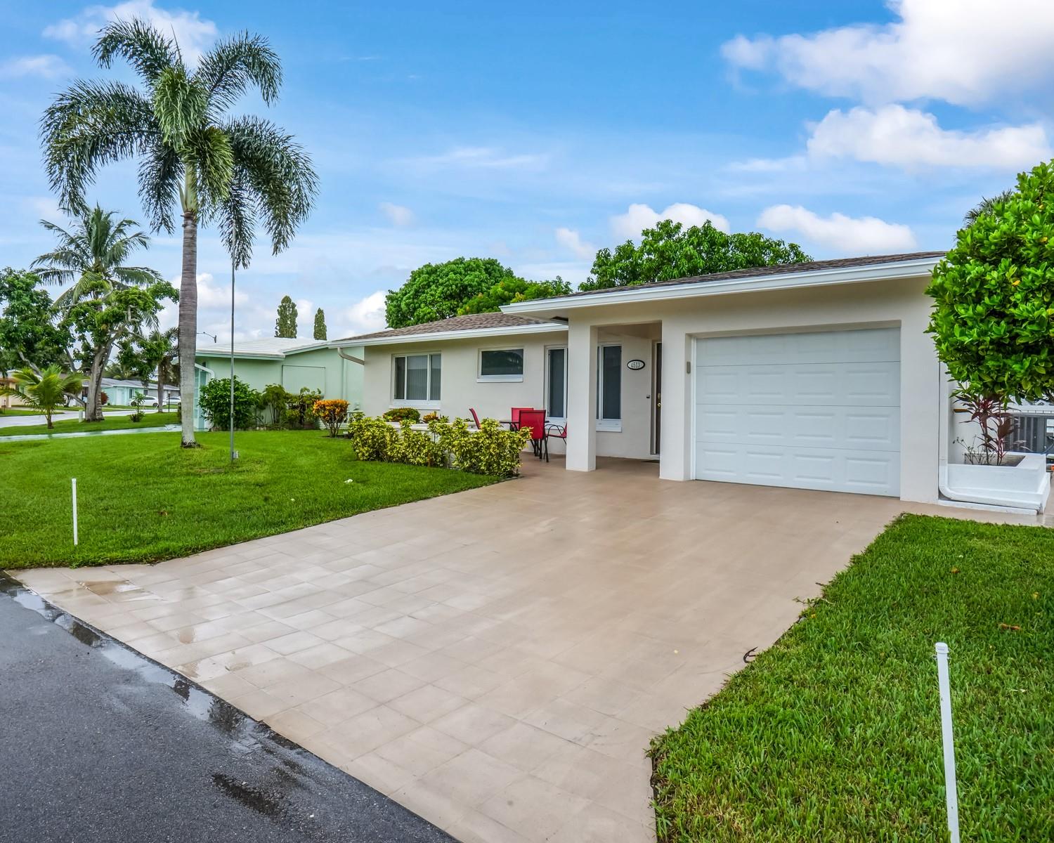 Mainlands Of Tamarac Lake - Residential