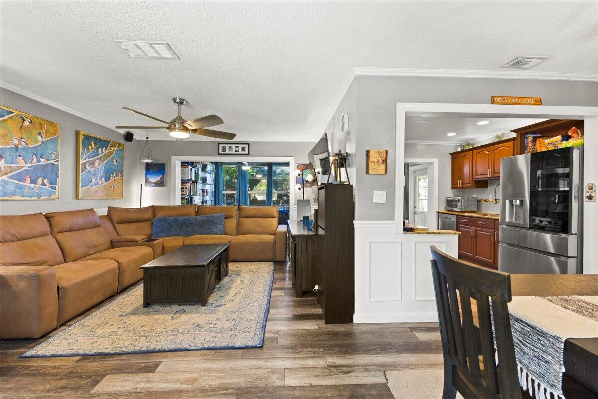 SUNRISE GOLF VILLAGE SEC - Residential