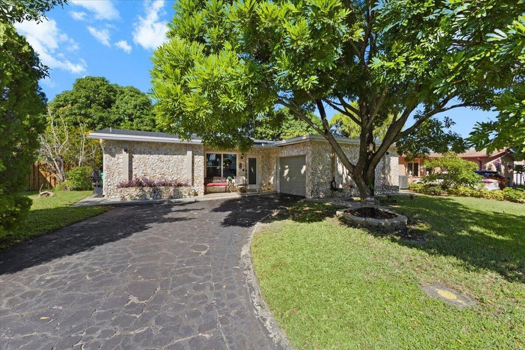 Photo of 2789 NW 87th Avenue, Sunrise, FL 33322 (MLS # R11132463)