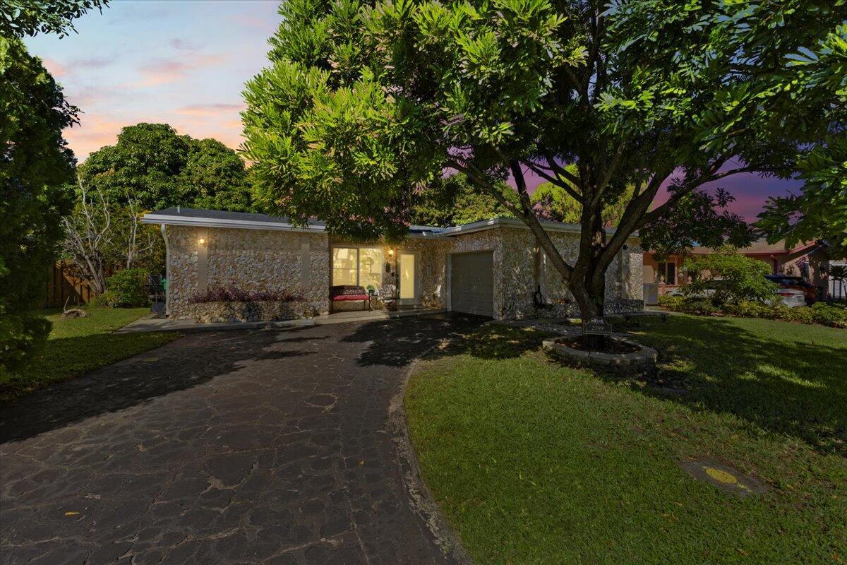 2789 NW 87th Avenue