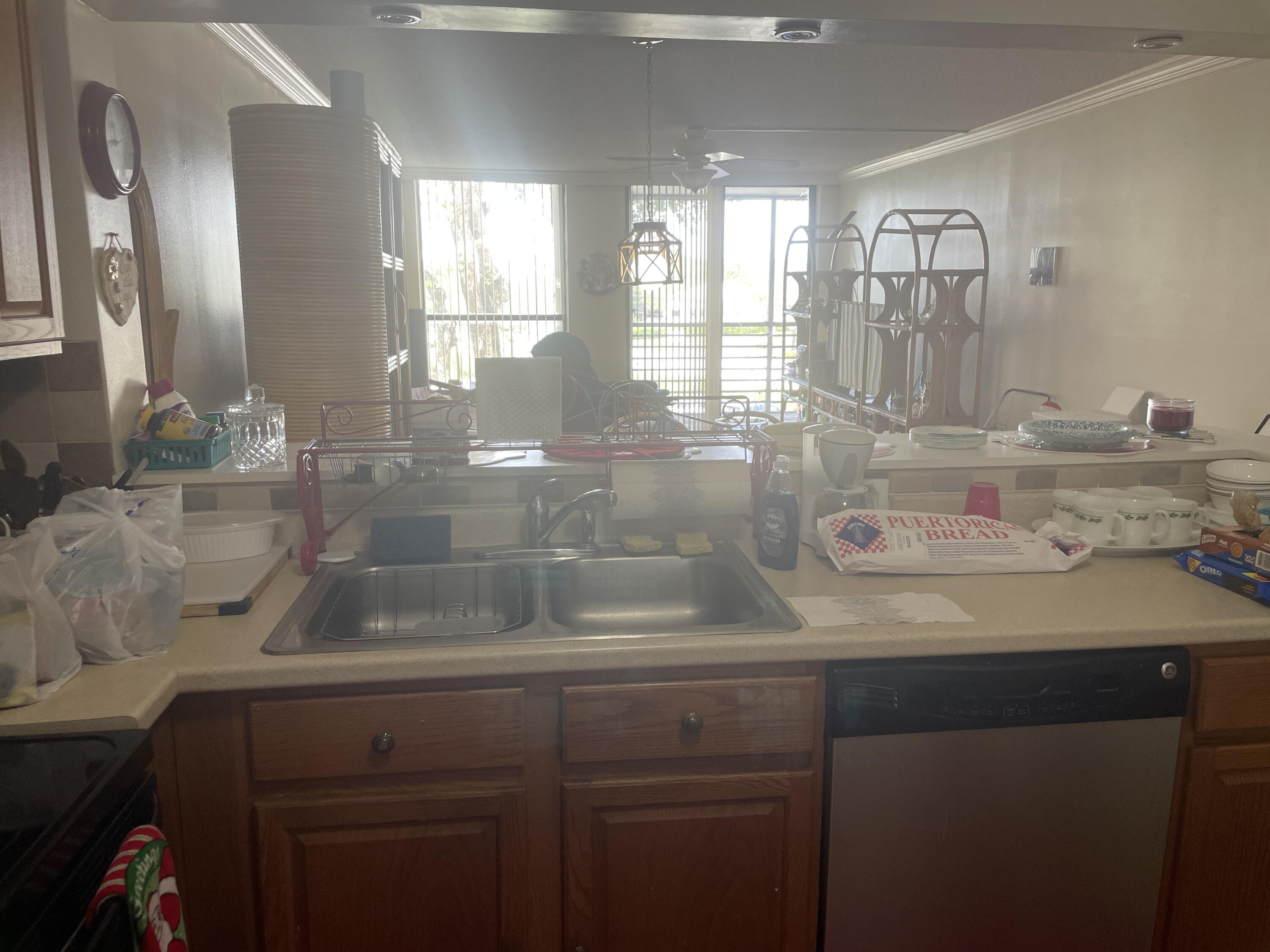 CONCORD VILLAGE 9 CONDO - Residential