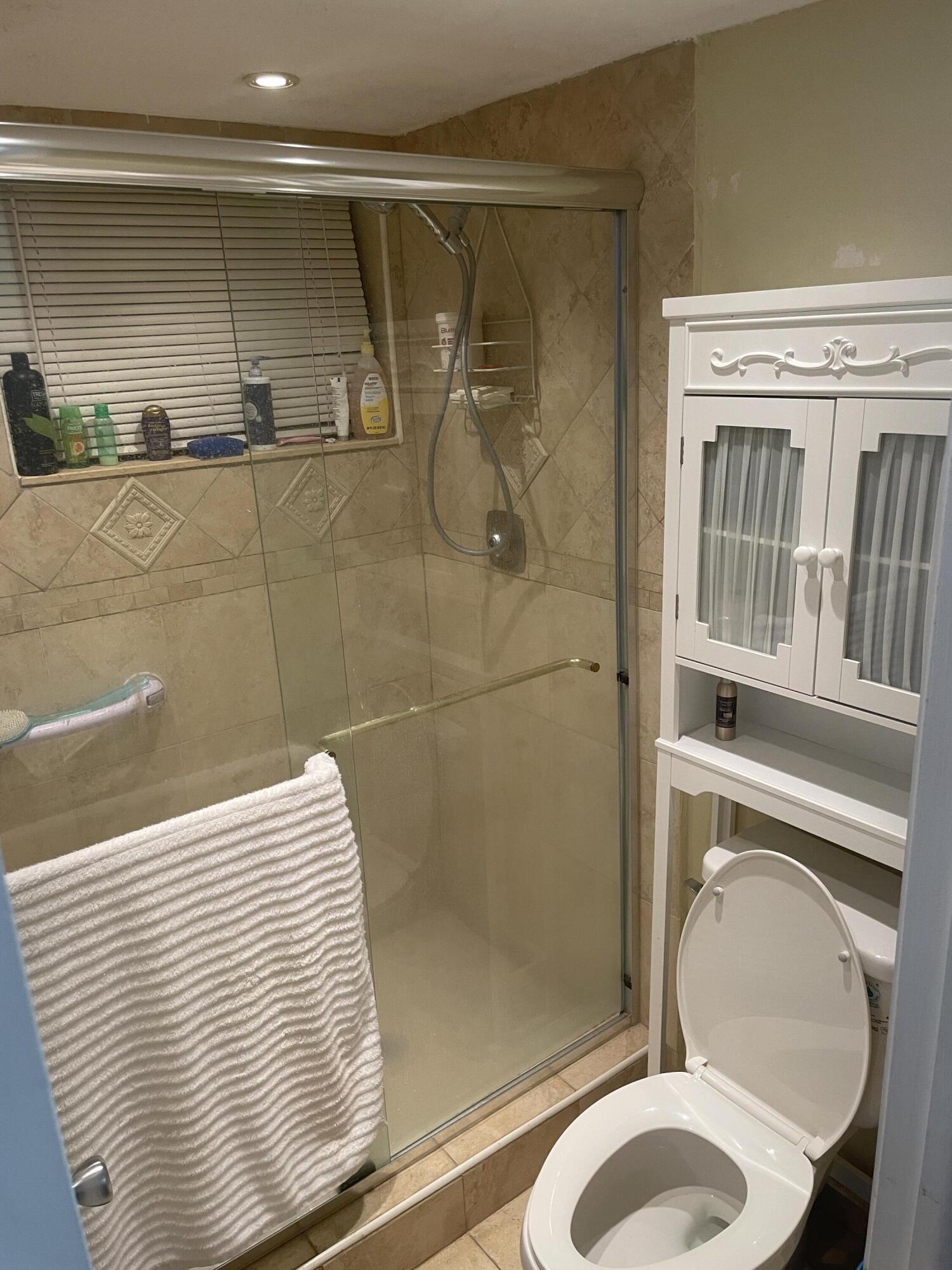 CONCORD VILLAGE 9 CONDO - Residential