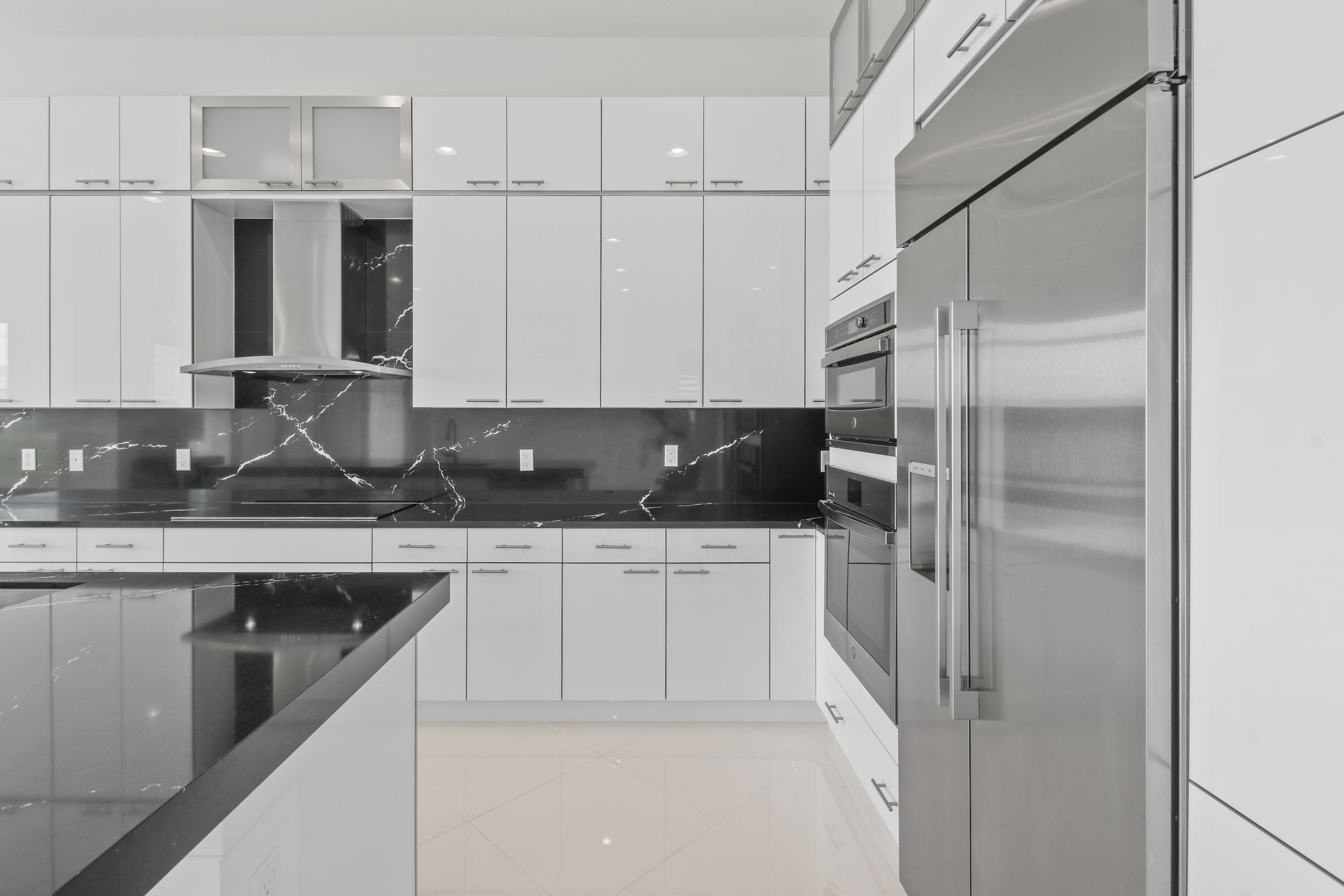 VERANO SOUTH PUD 1 - POD D - PLAT NO. 2 - REPLAT - Residential Lease