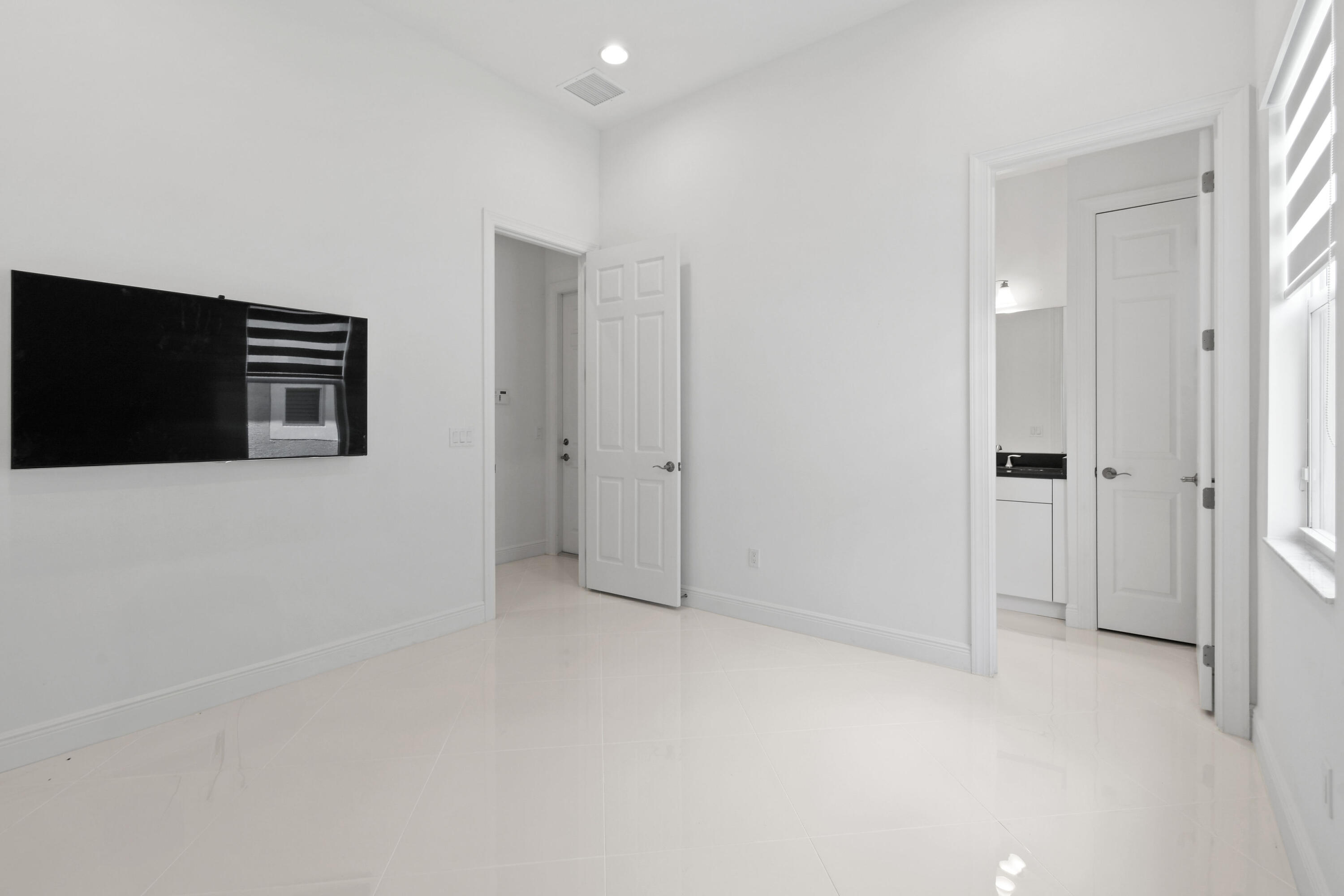 VERANO SOUTH PUD 1 - POD D - PLAT NO. 2 - REPLAT - Residential Lease
