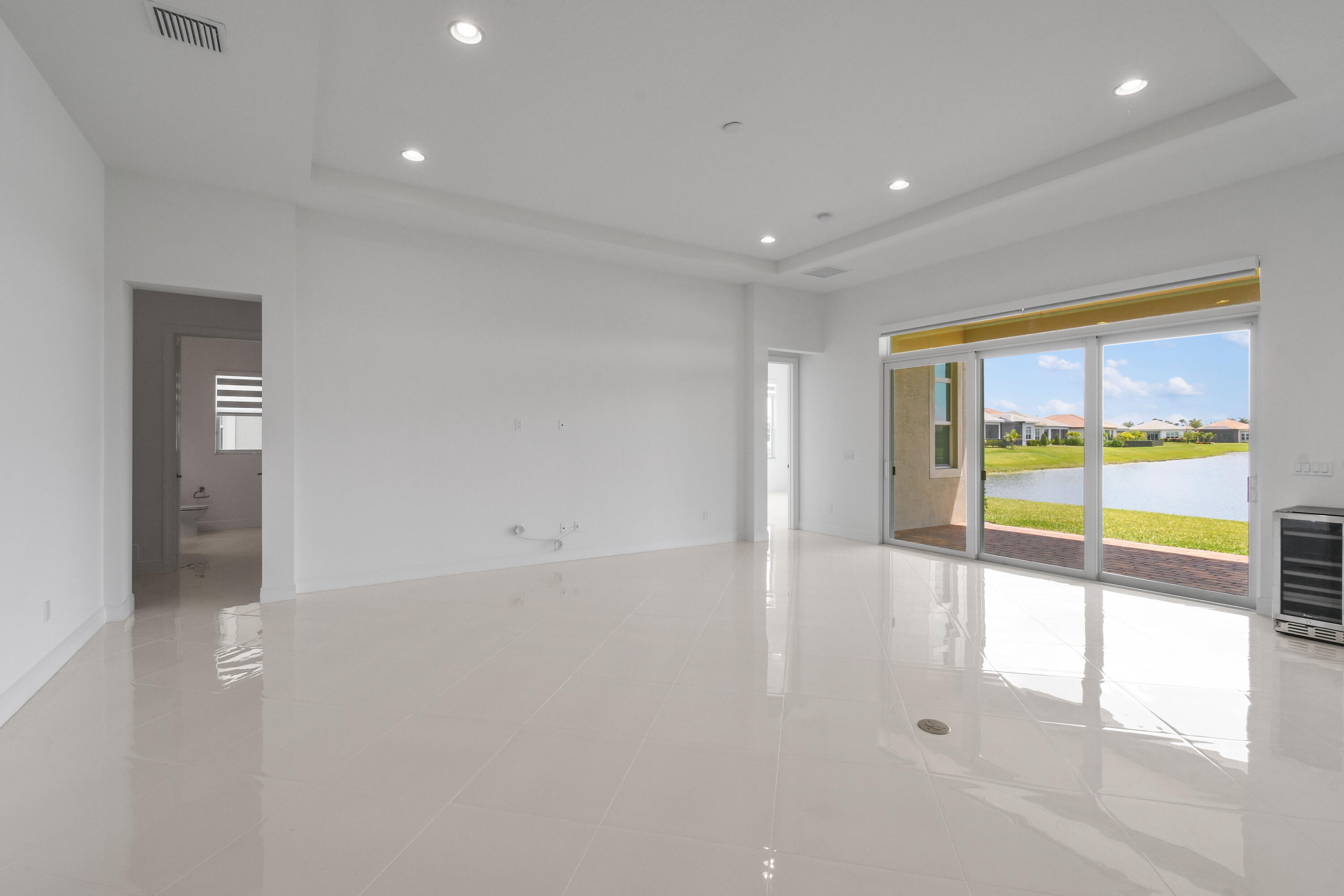 VERANO SOUTH PUD 1 - POD D - PLAT NO. 2 - REPLAT - Residential Lease