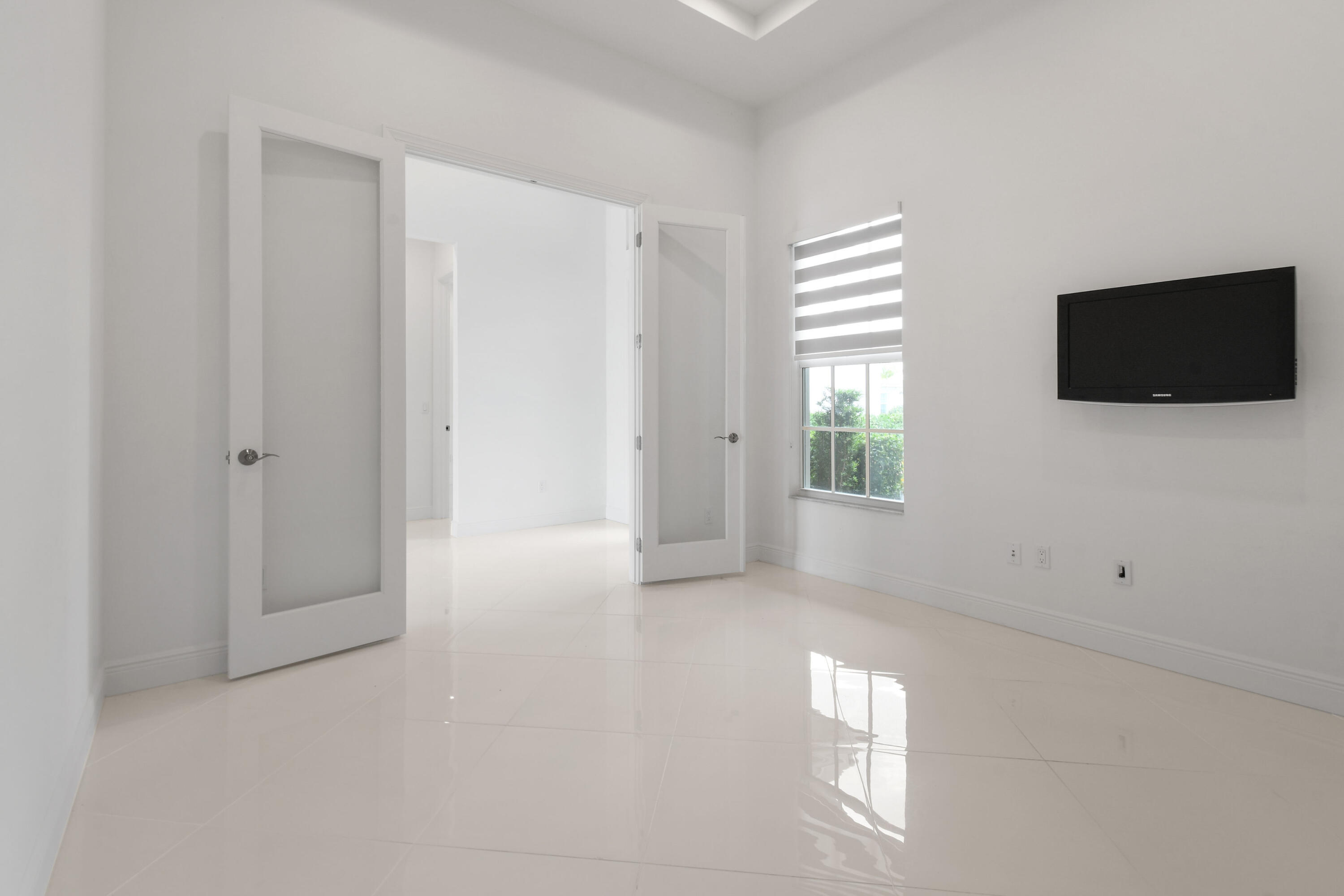 VERANO SOUTH PUD 1 - POD D - PLAT NO. 2 - REPLAT - Residential Lease