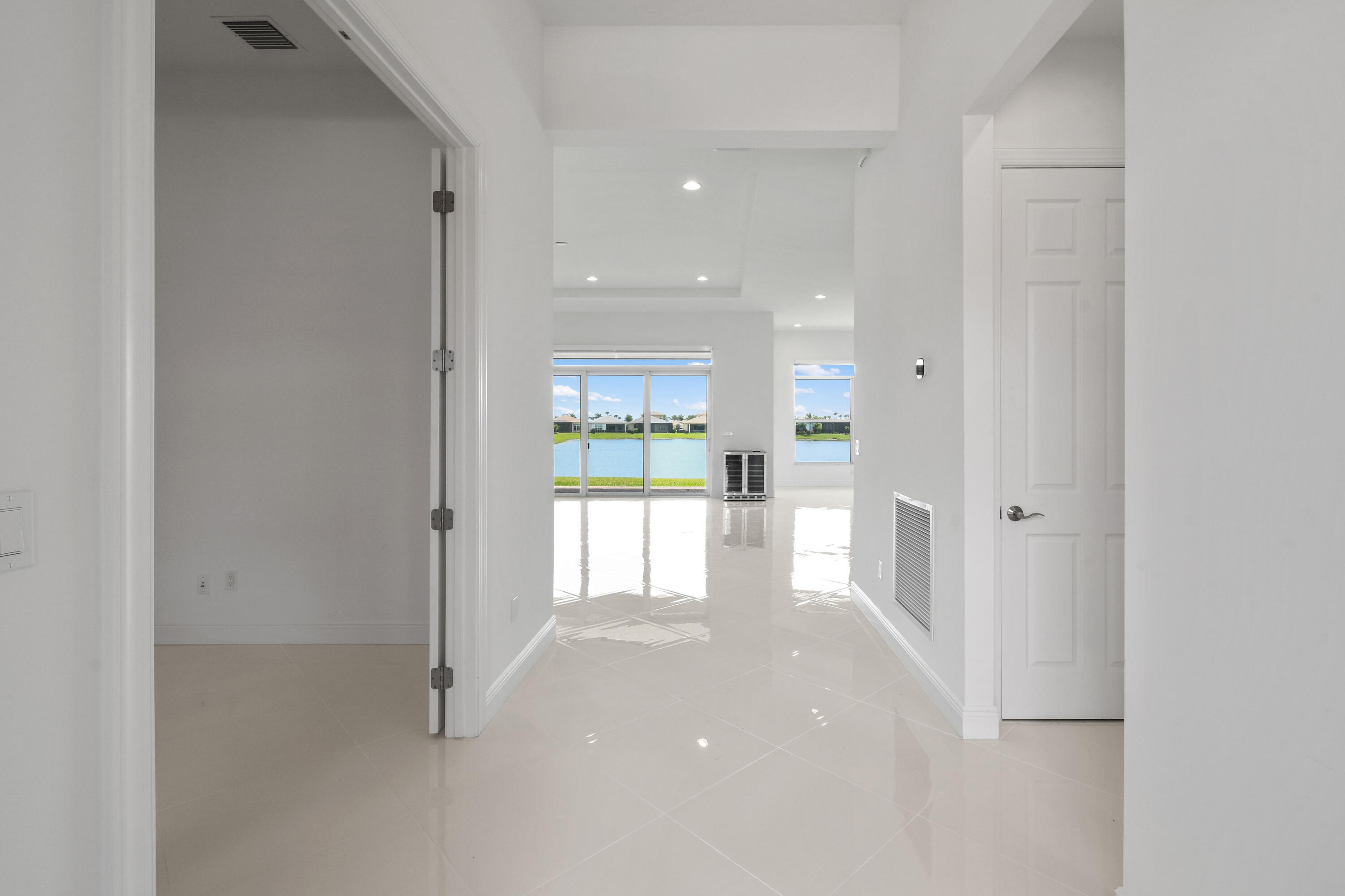 VERANO SOUTH PUD 1 - POD D - PLAT NO. 2 - REPLAT - Residential Lease