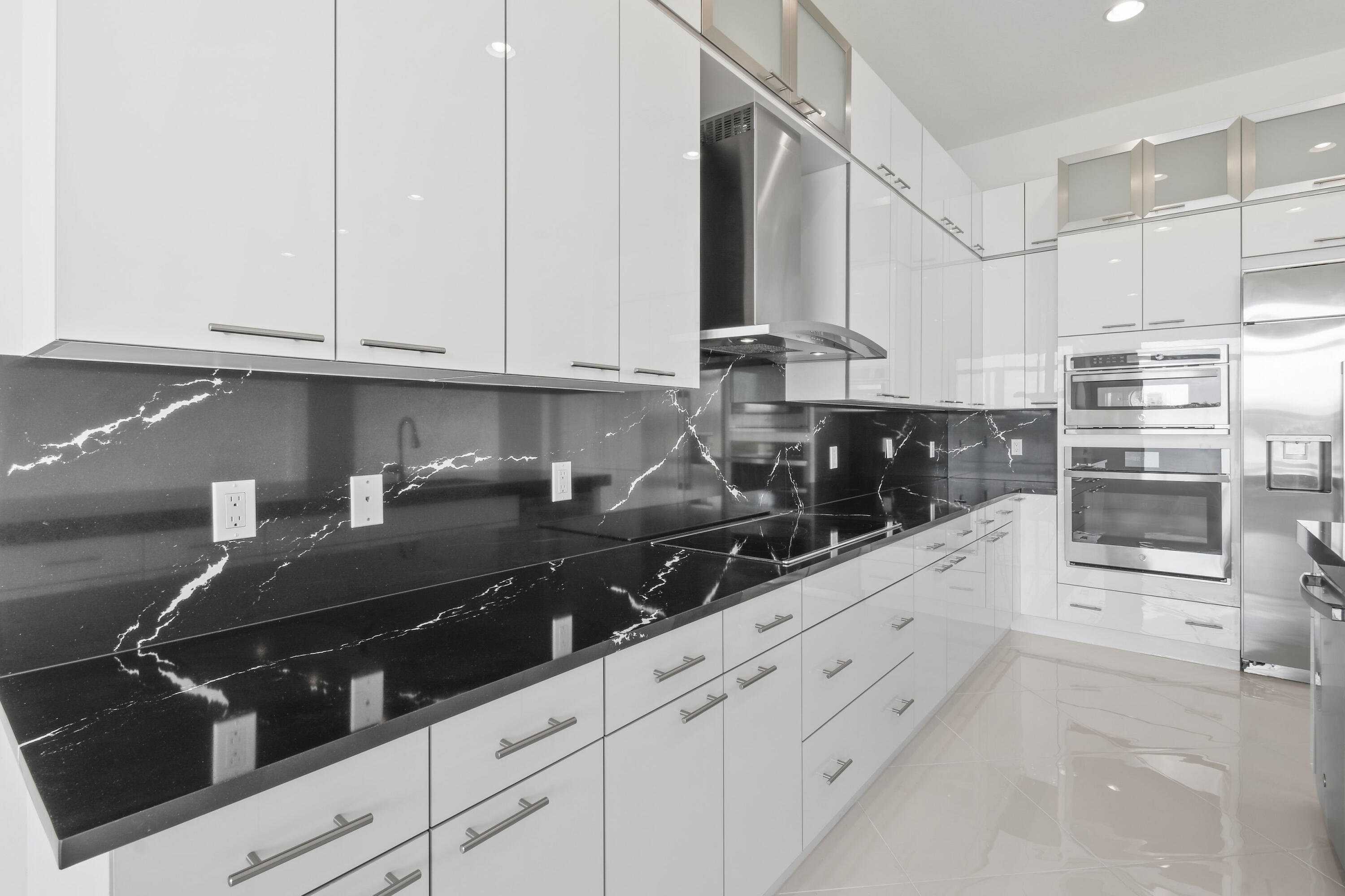 VERANO SOUTH PUD 1 - POD D - PLAT NO. 2 - REPLAT - Residential Lease