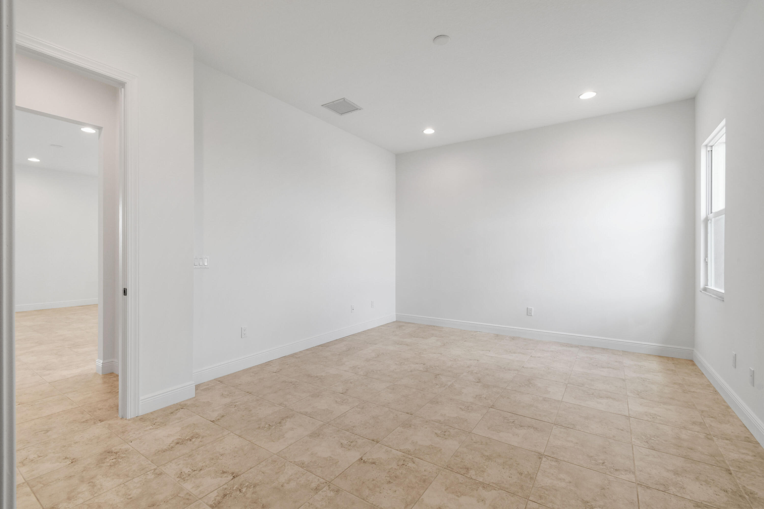 VERANO SOUTH PUD 1 - POD D - PLAT NO. 2 - REPLAT - Residential Lease