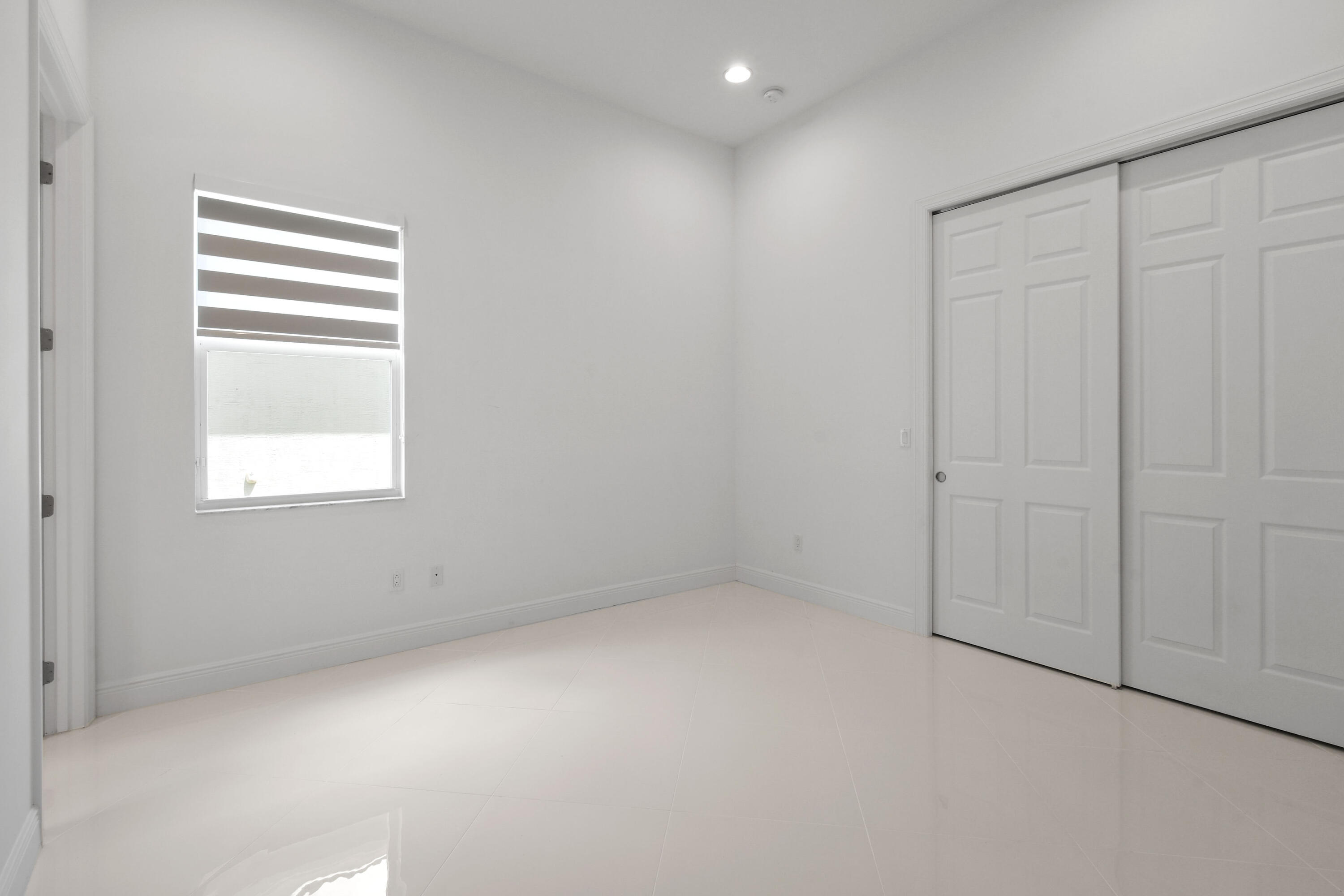 VERANO SOUTH PUD 1 - POD D - PLAT NO. 2 - REPLAT - Residential Lease