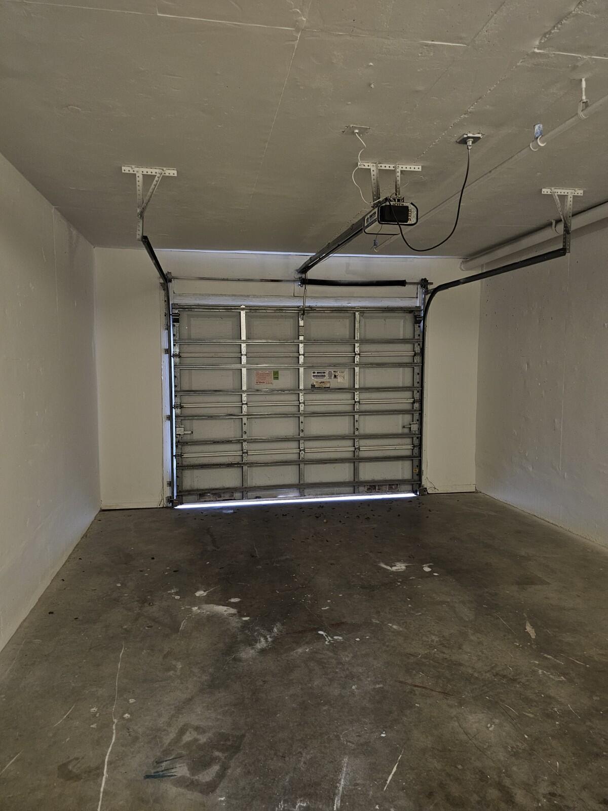 GRAND ISLES CONDO - Residential Lease