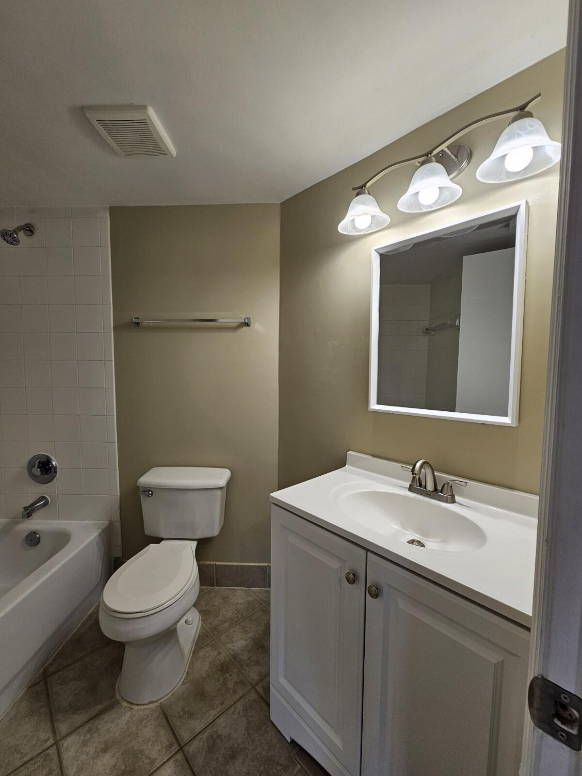 GRAND ISLES CONDO - Residential Lease