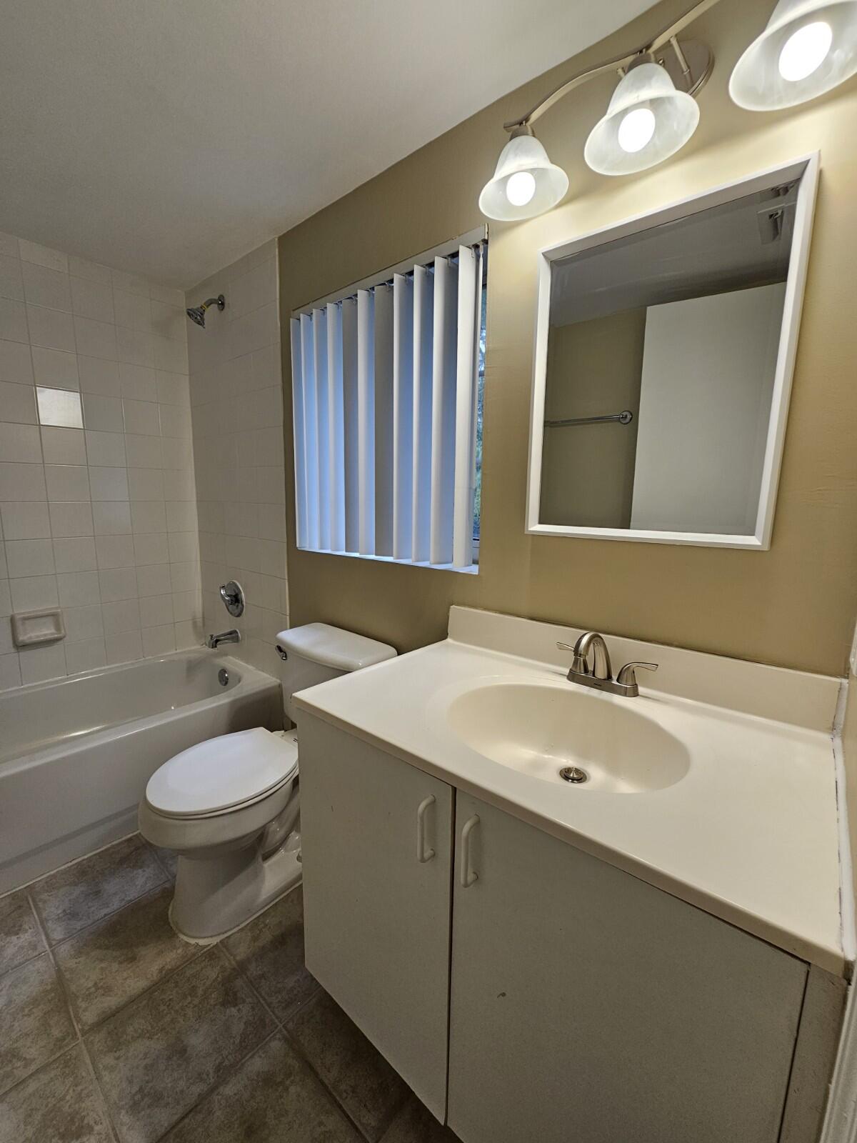 GRAND ISLES CONDO - Residential Lease