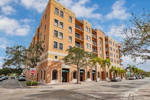 Featured picture for the property R11000708