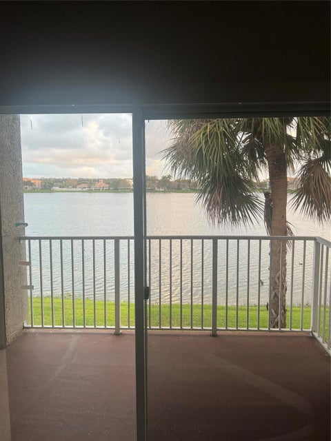 Tiny photo for 5031 Wiles Road #202, Coconut Creek, FL 33073 (MLS # F10555393)