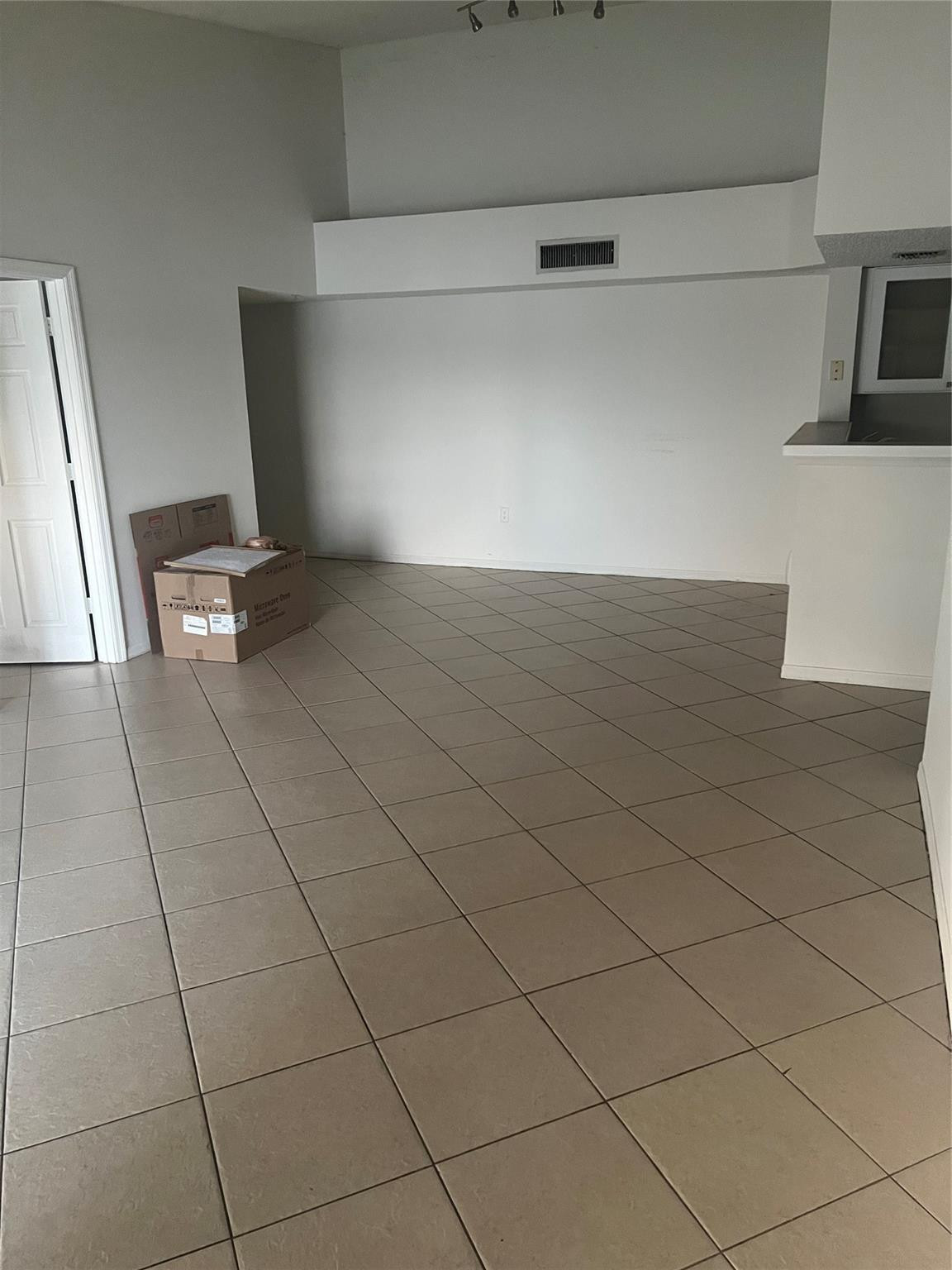 EVERGREEN LAKES CONDO - Residential