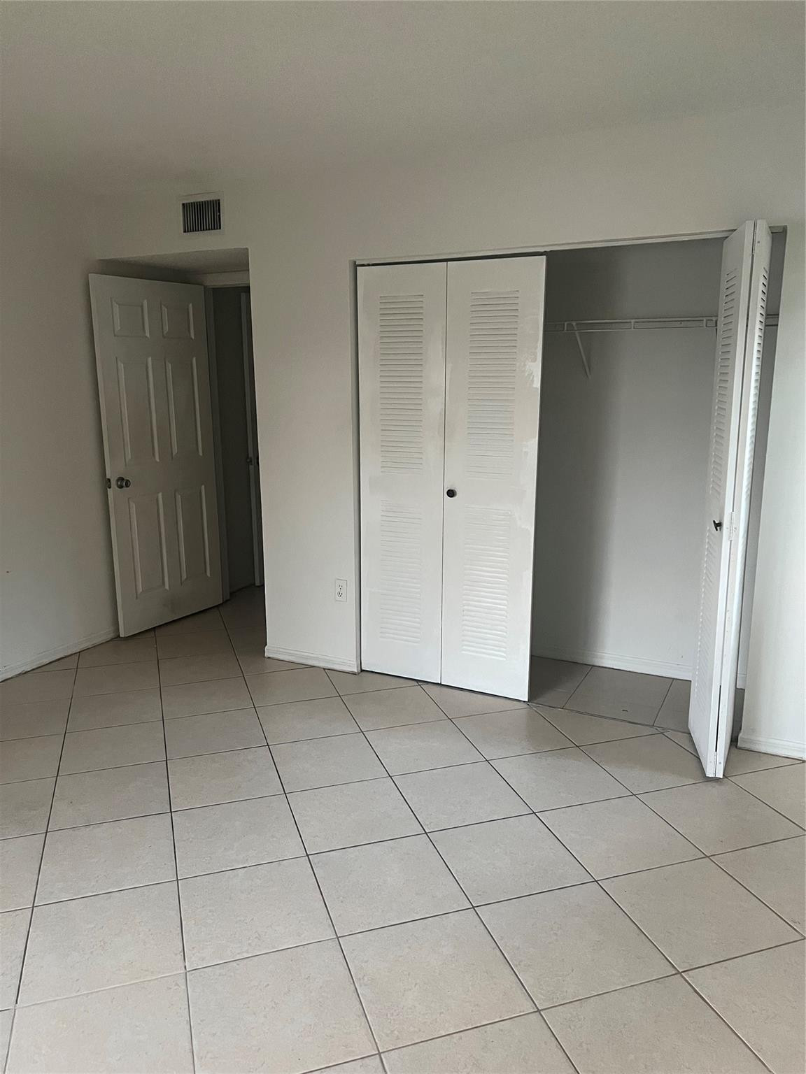 EVERGREEN LAKES CONDO - Residential