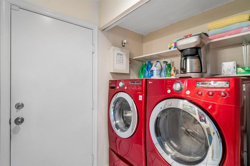 HILLSBORO COUNTRY CLUB - Residential