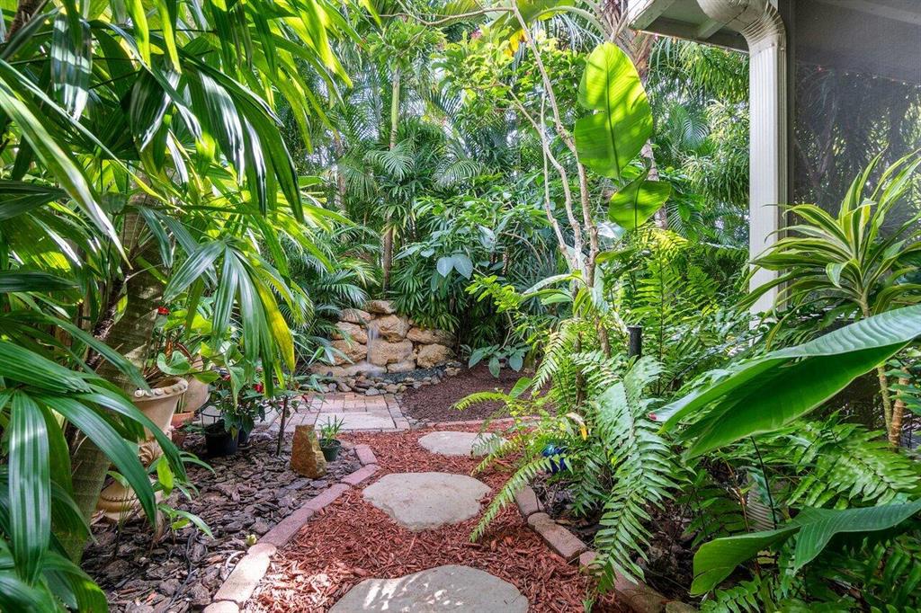 HILLSBORO COUNTRY CLUB - Residential