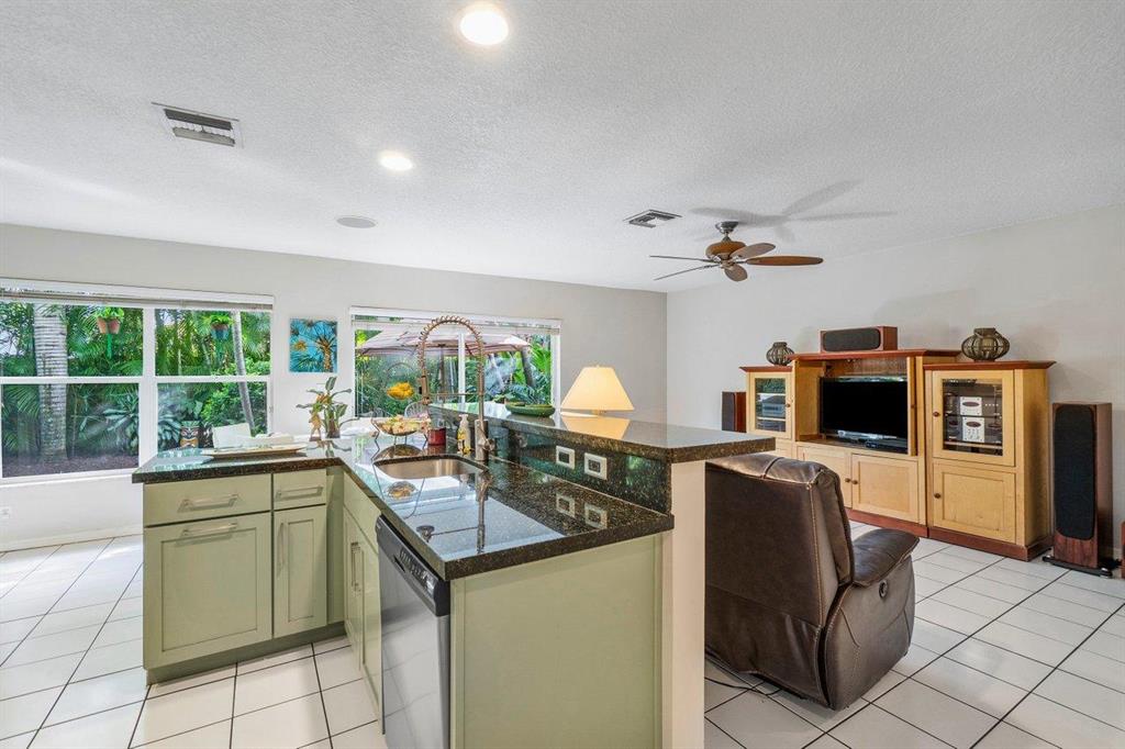 HILLSBORO COUNTRY CLUB - Residential