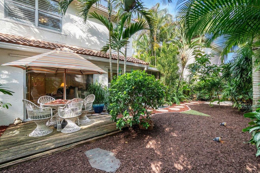 HILLSBORO COUNTRY CLUB - Residential