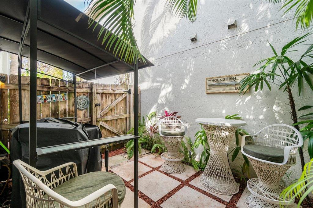 HILLSBORO COUNTRY CLUB - Residential