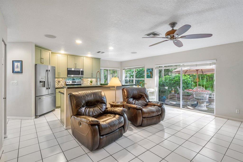 HILLSBORO COUNTRY CLUB - Residential