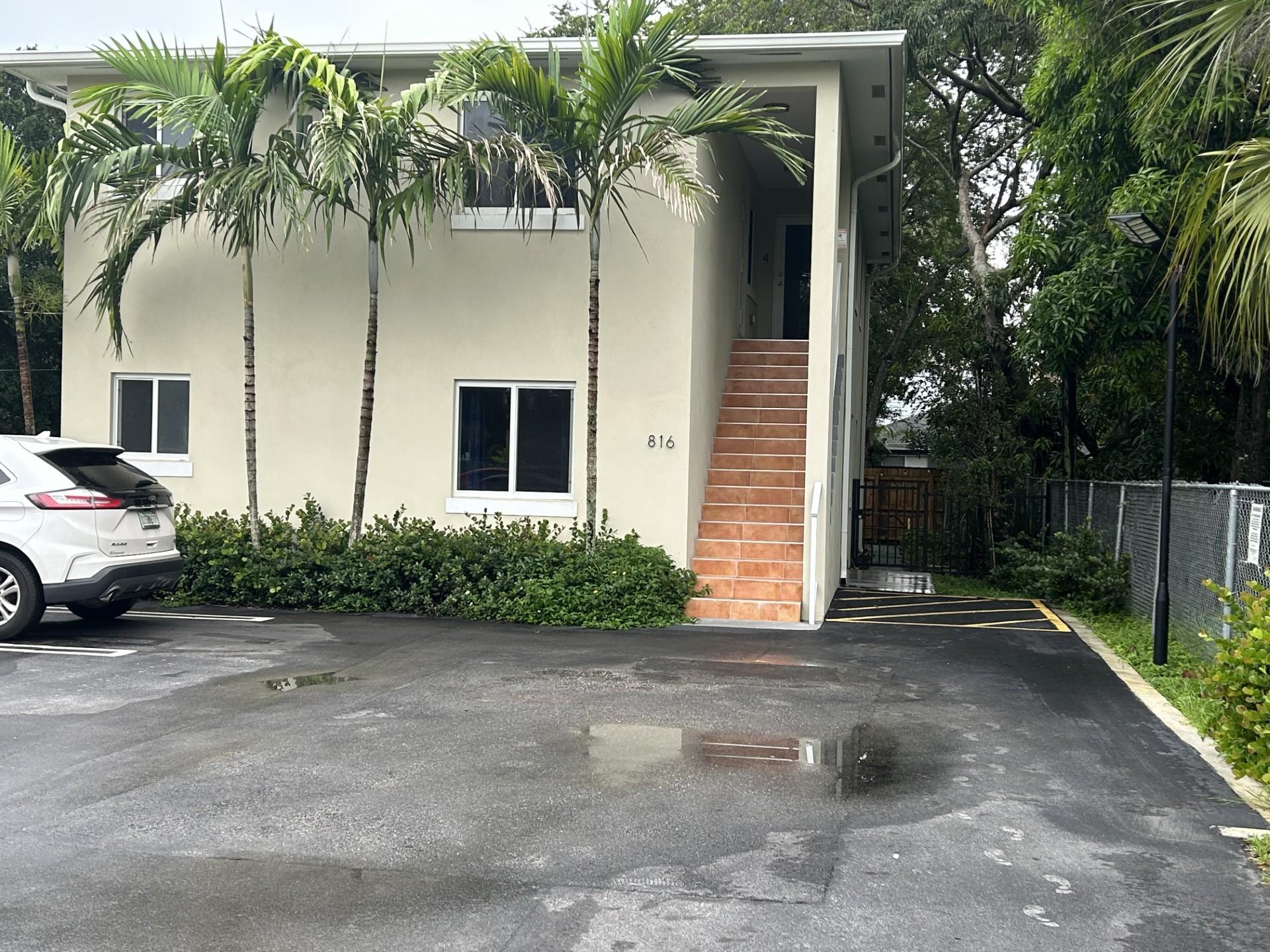 Luxurious almost new Construction Apartment with High-End Finishes. Welcome to your new home! This apartment offers a perfect blend of style and comfort, featuring high-end finishes that will exceed your expectations. Including quartz countertops, impact windows, stainless steel appliances and in-unit washer/dryer. Private assigned parking for residents and guest parking. Situated close to the Brightline, State-of-the art YMCA, Flagler Village, the Performing Arts District. Don't miss out on the opportunity to experience the epitome of modern living. Contact us today to make this stunning apartment your new home!