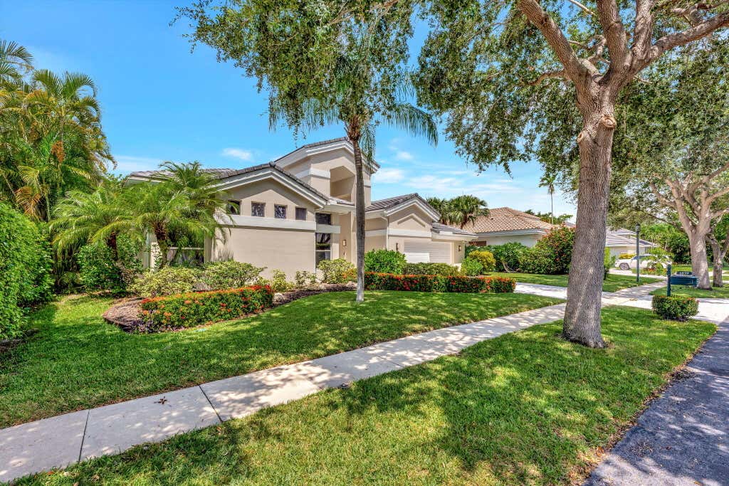 Photo of 6039 NW 31st Terrace, Boca Raton, FL 33496 (MLS # R11116026)
