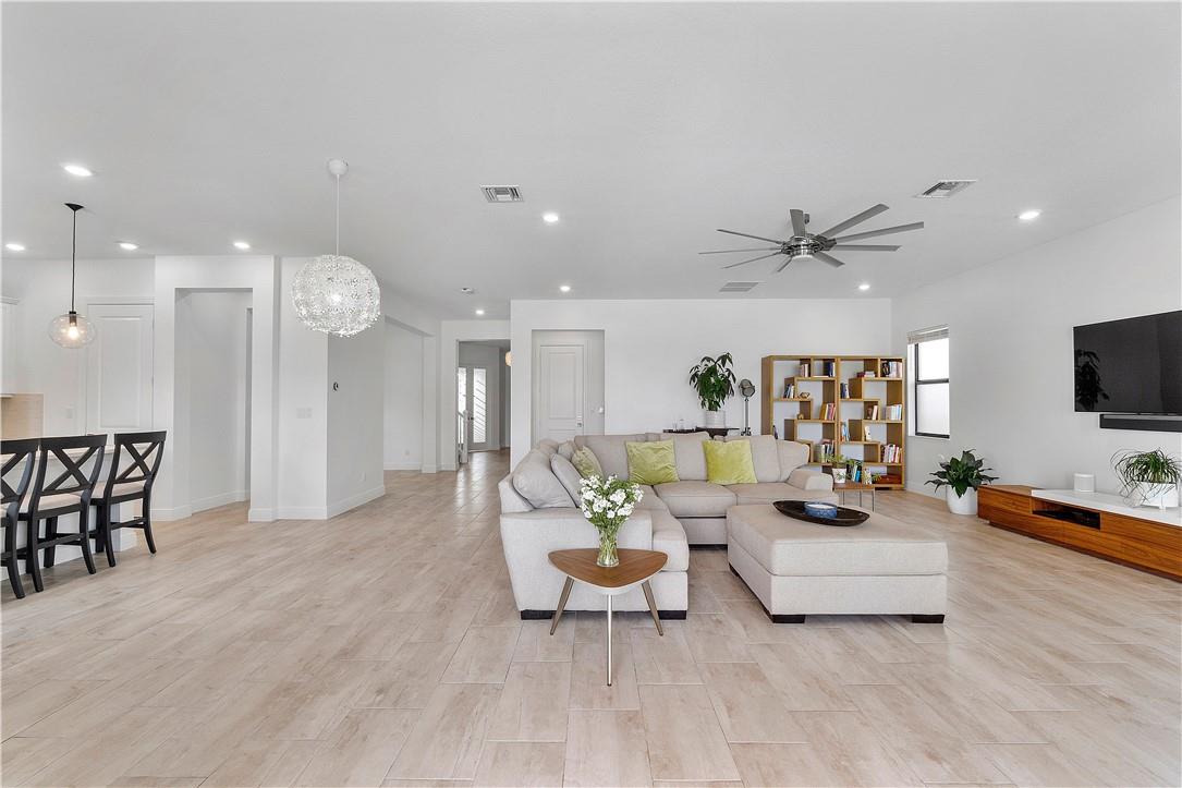 Parkland Bay - Residential