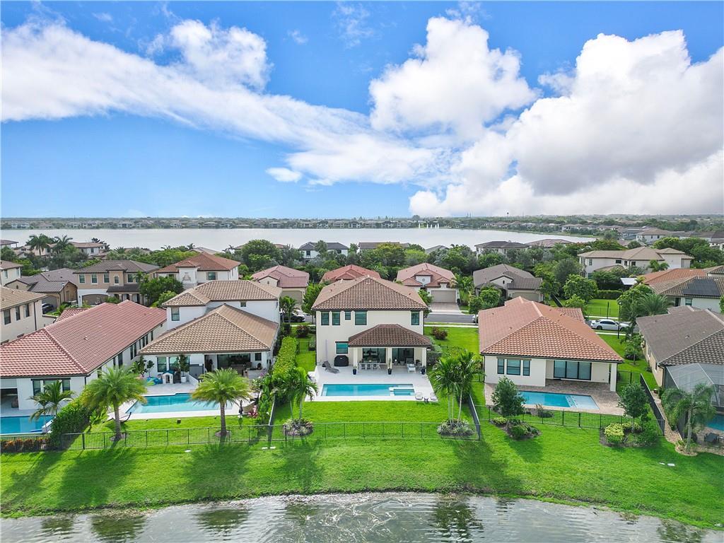 Parkland Bay - Residential