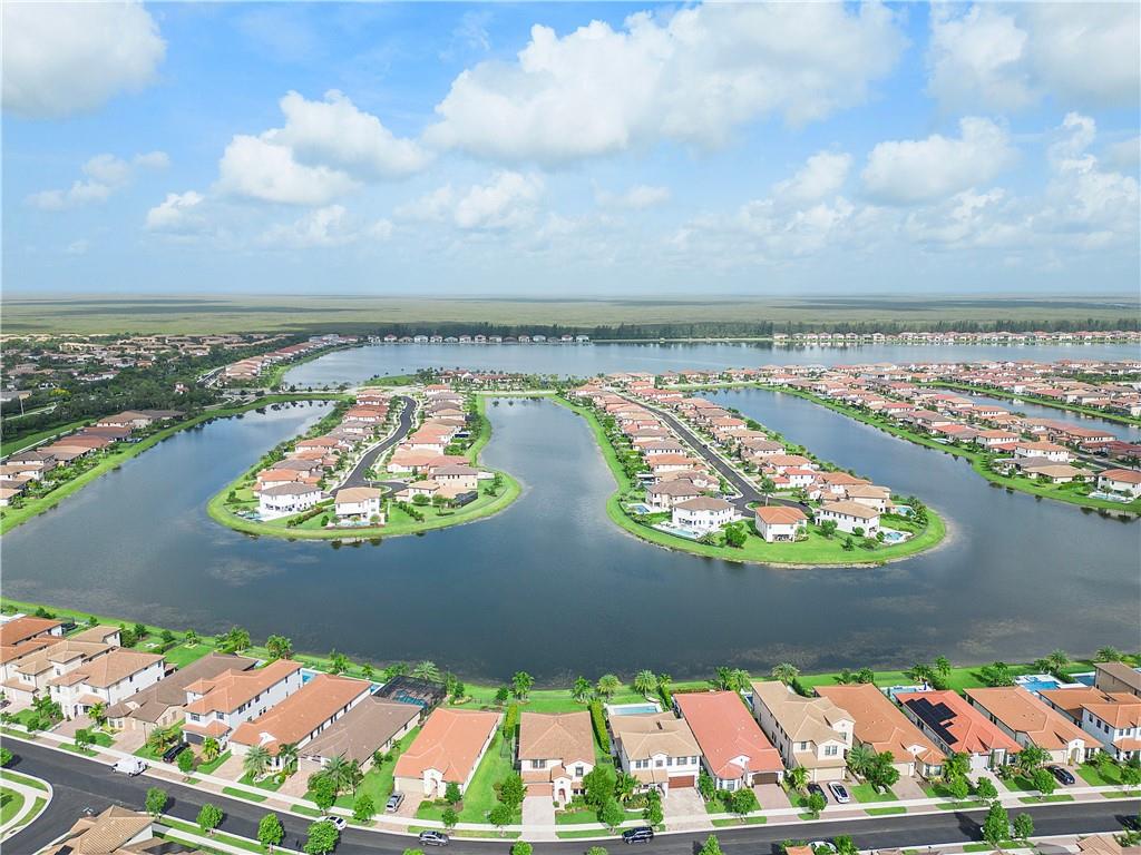 Parkland Bay - Residential