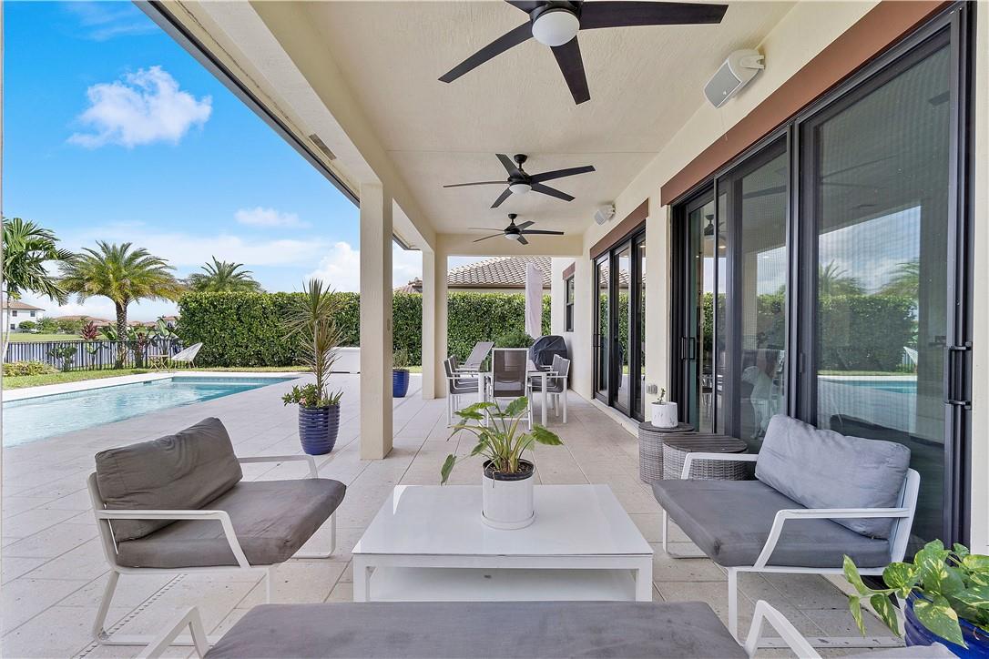 Parkland Bay - Residential