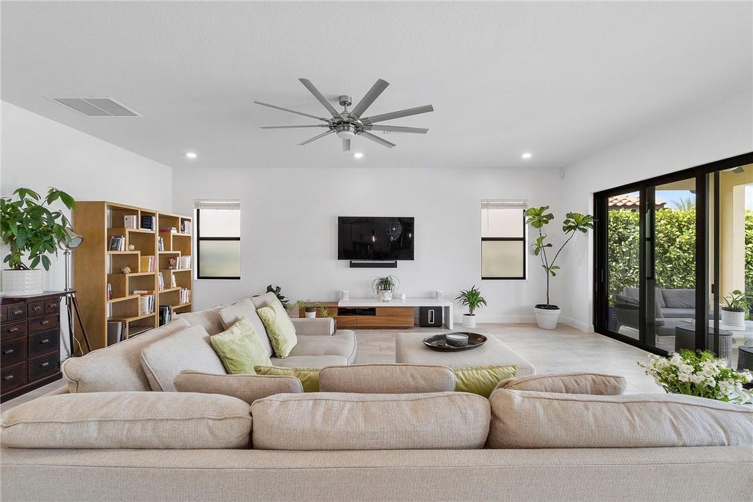 Parkland Bay - Residential