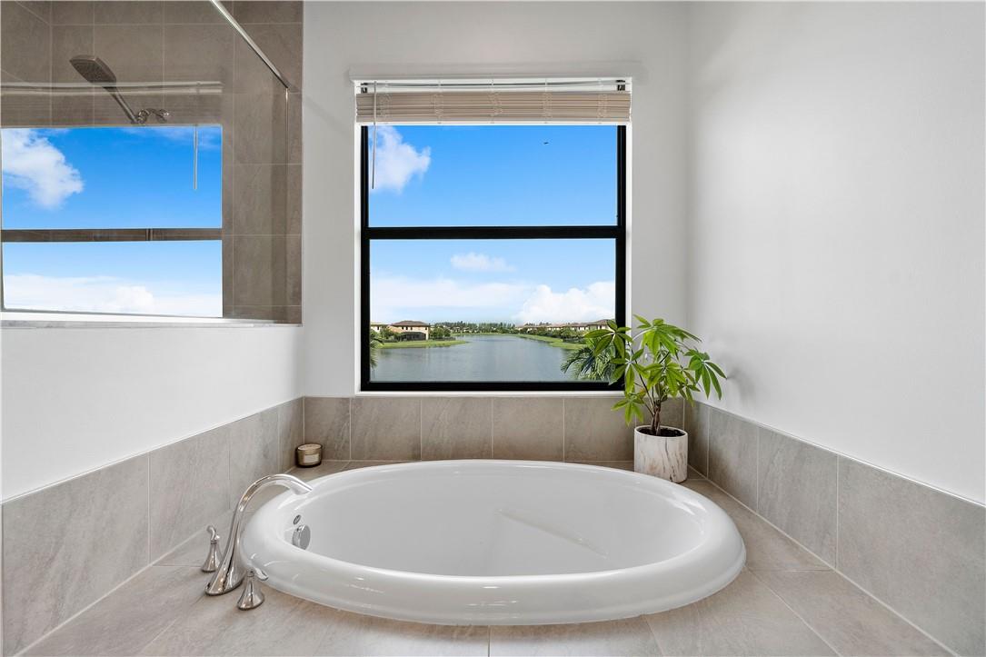 Parkland Bay - Residential