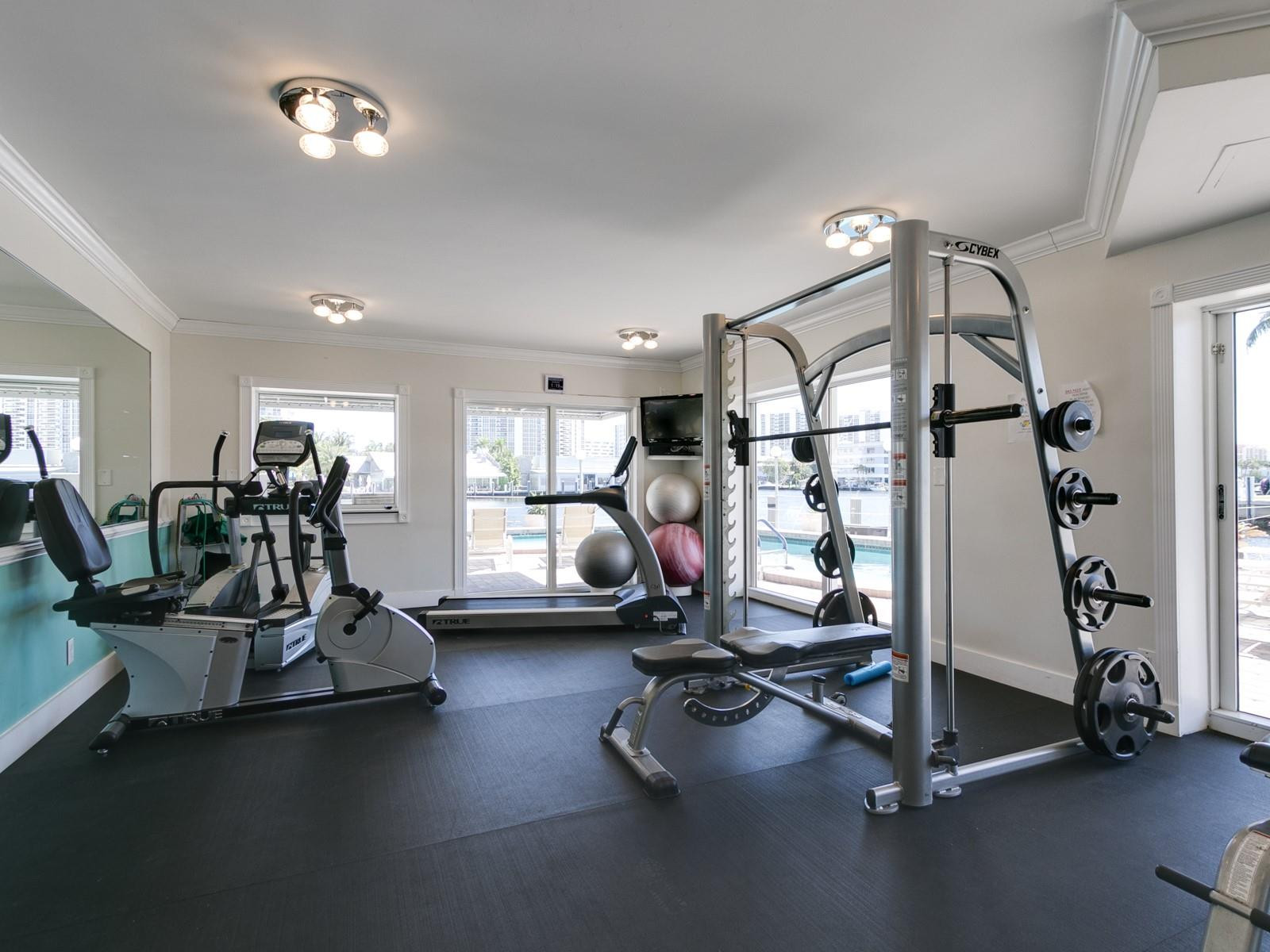 Lauderdale Tower - Residential