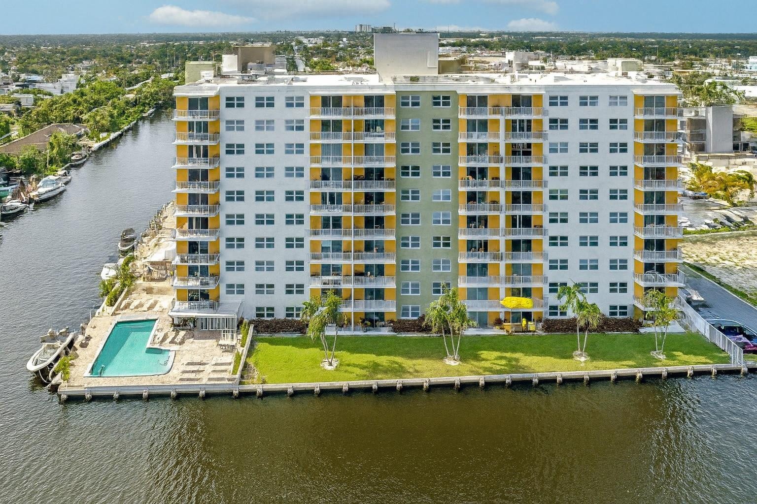 Lauderdale Tower - Residential