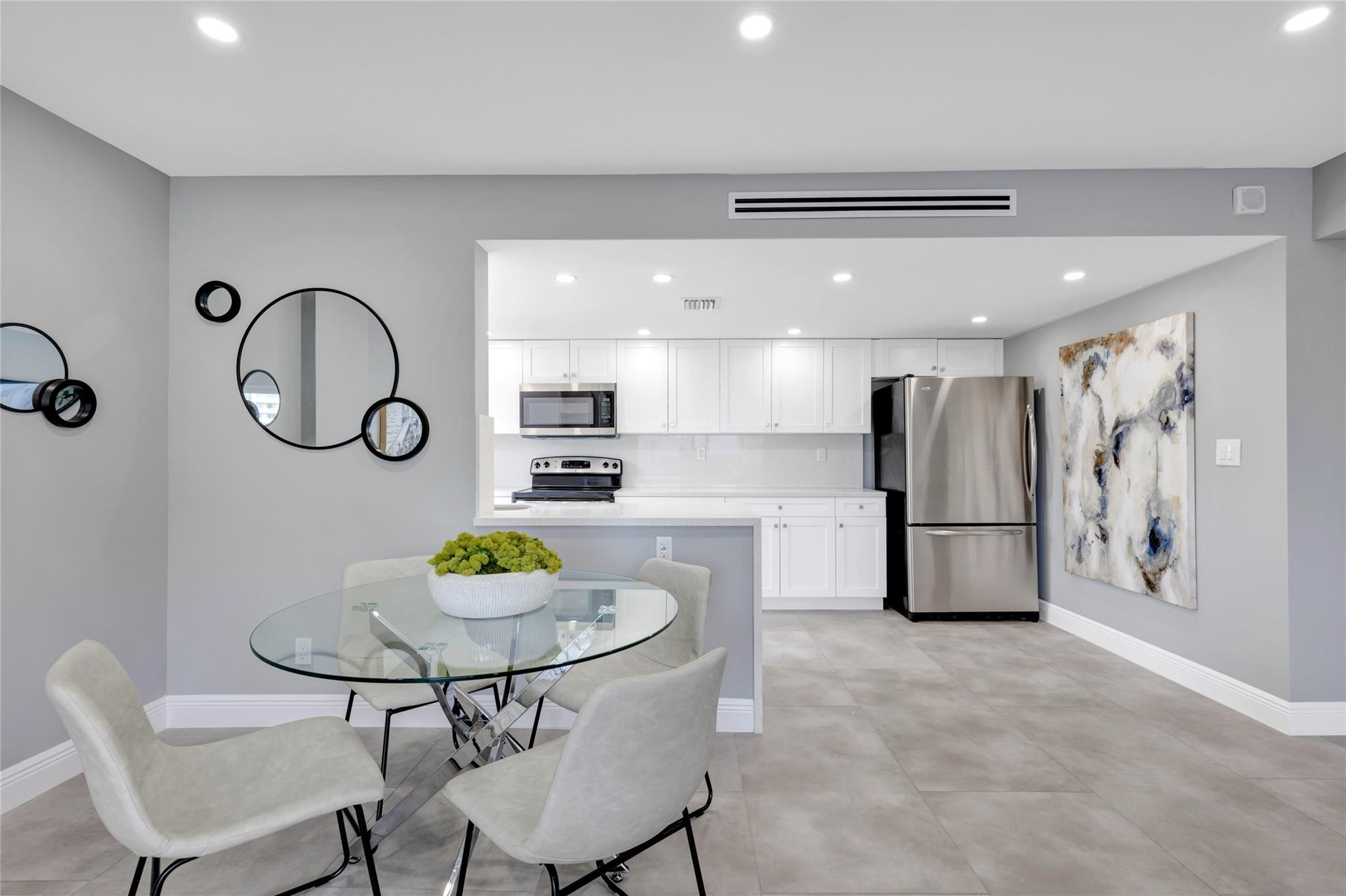 Lauderdale Tower - Residential