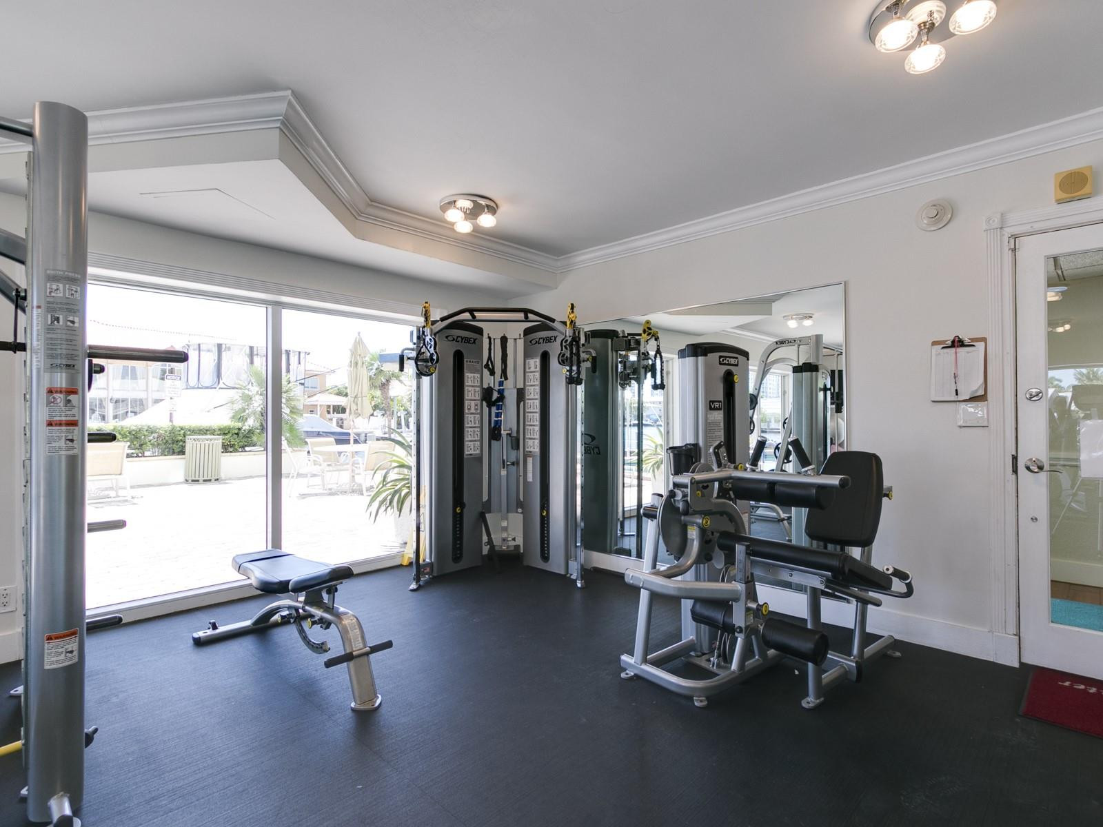 Lauderdale Tower - Residential