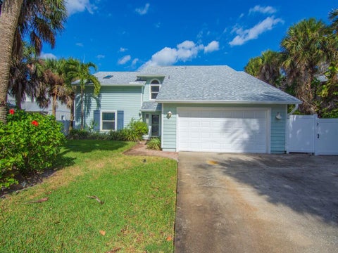 Property photo of 721 Shore Drive, Vero Beach, FL 32963