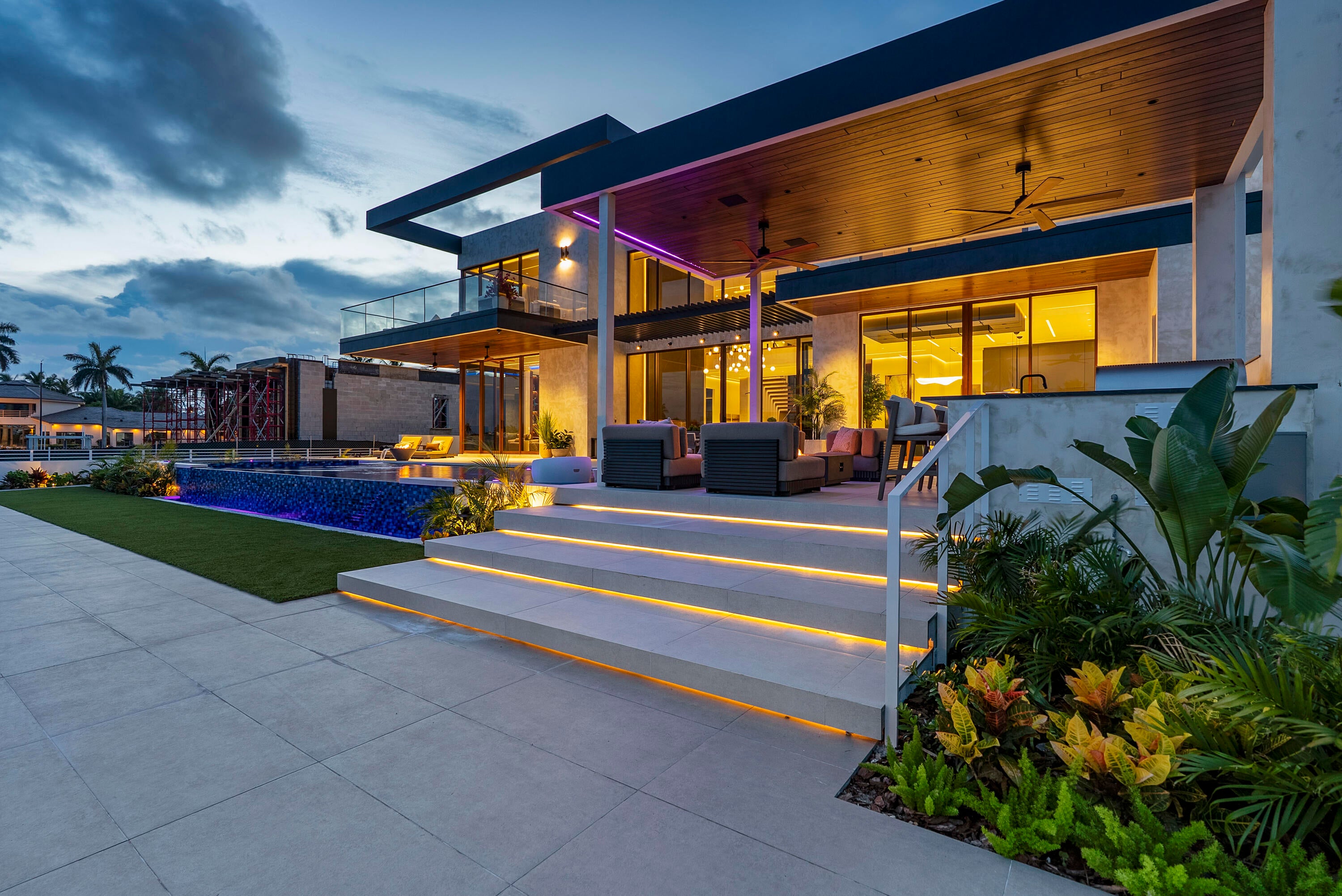 Unparalleled luxury new construction on 100 of prime Intracoastal fron – image 82