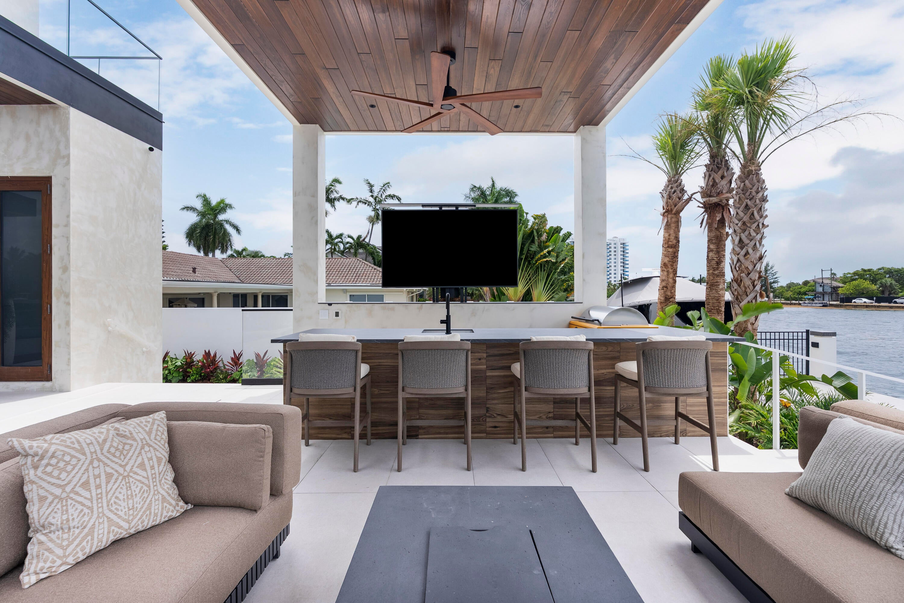 Unparalleled luxury new construction on 100 of prime Intracoastal fron – image 78