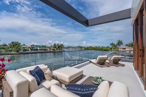Tiny photo for 2600 NE 24TH Street, Lighthouse Point, FL 33064 (MLS # B26056067)