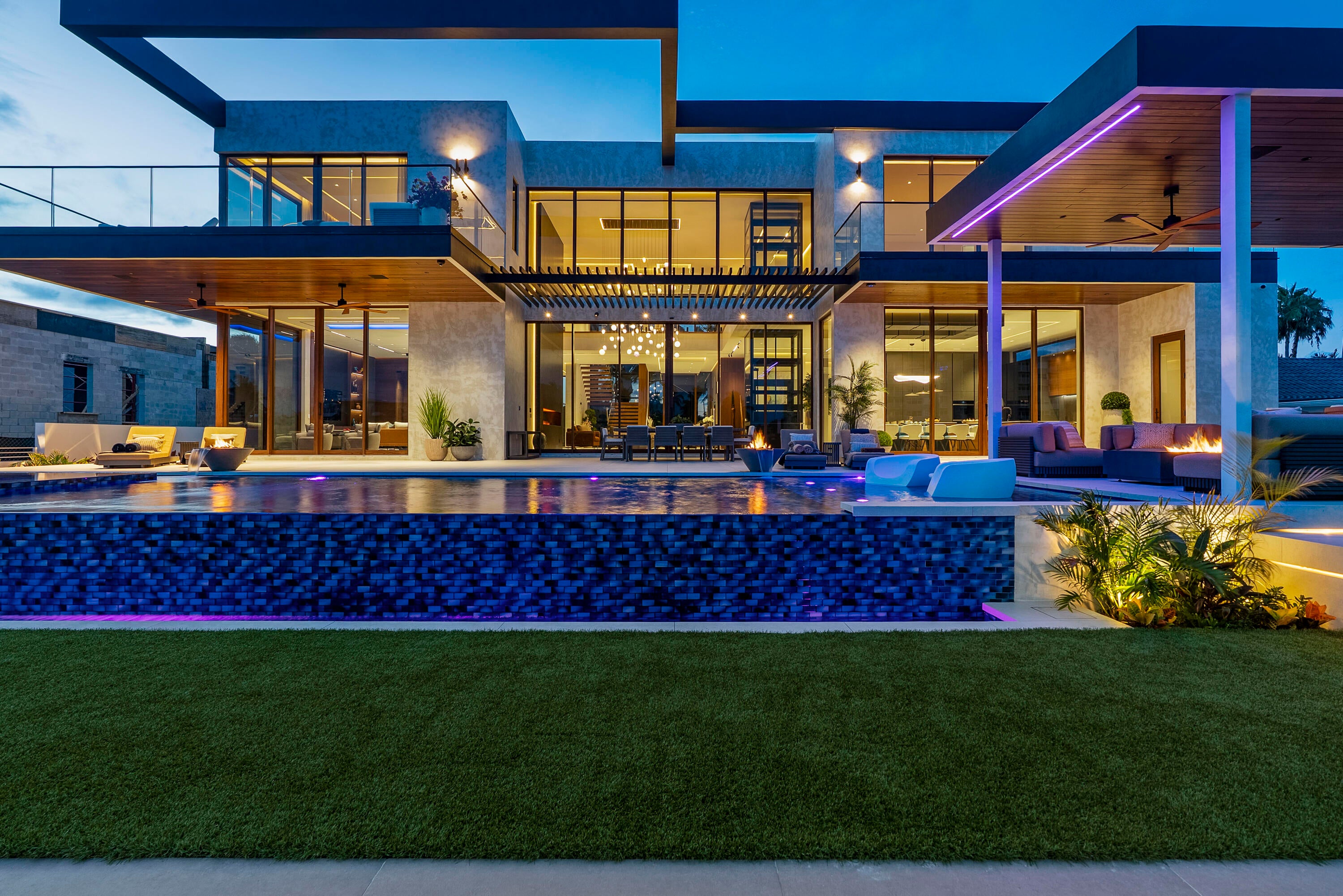 Unparalleled luxury new construction on 100 of prime Intracoastal fron – image 72